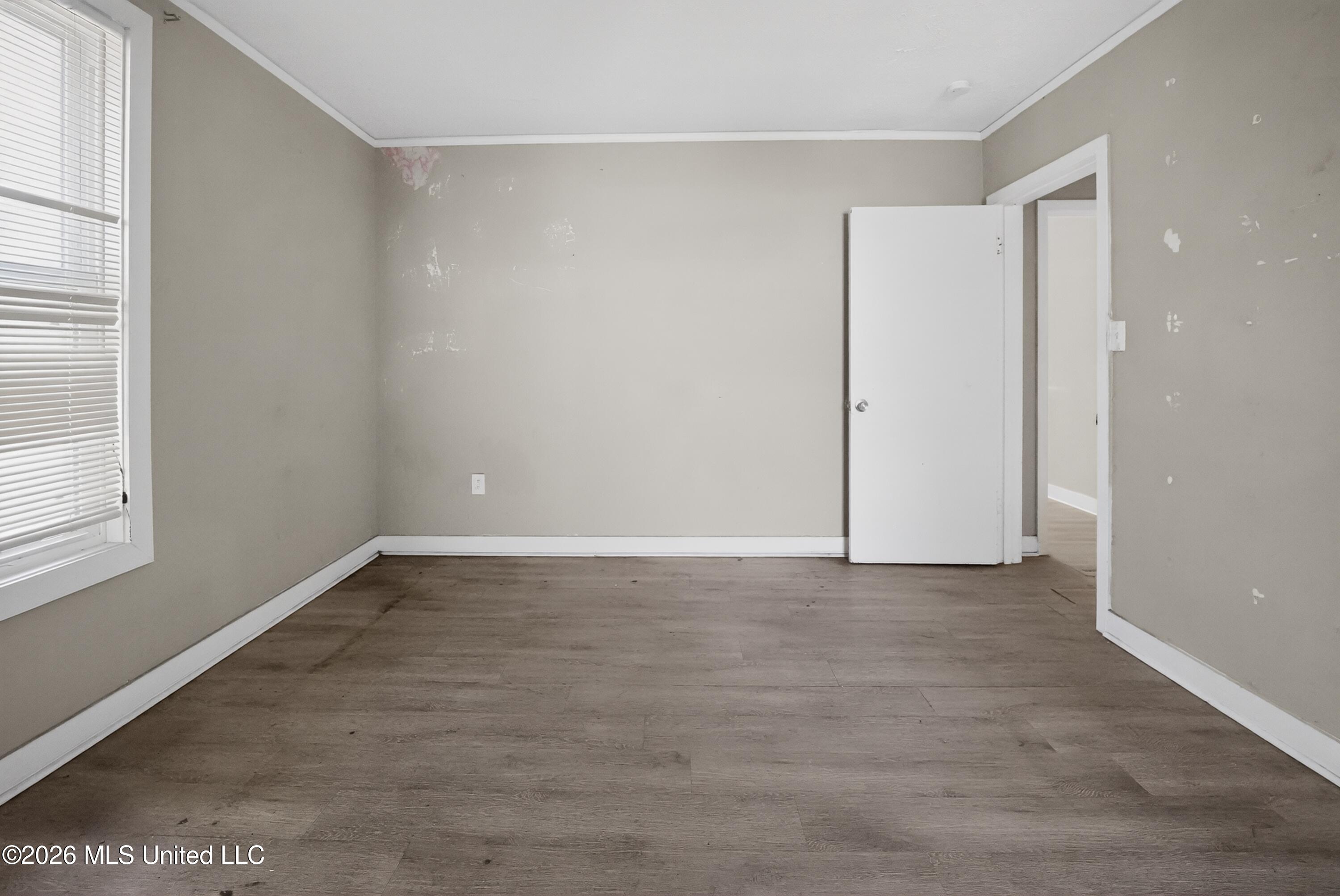 343 N Broadmoor Drive Property Photo 13