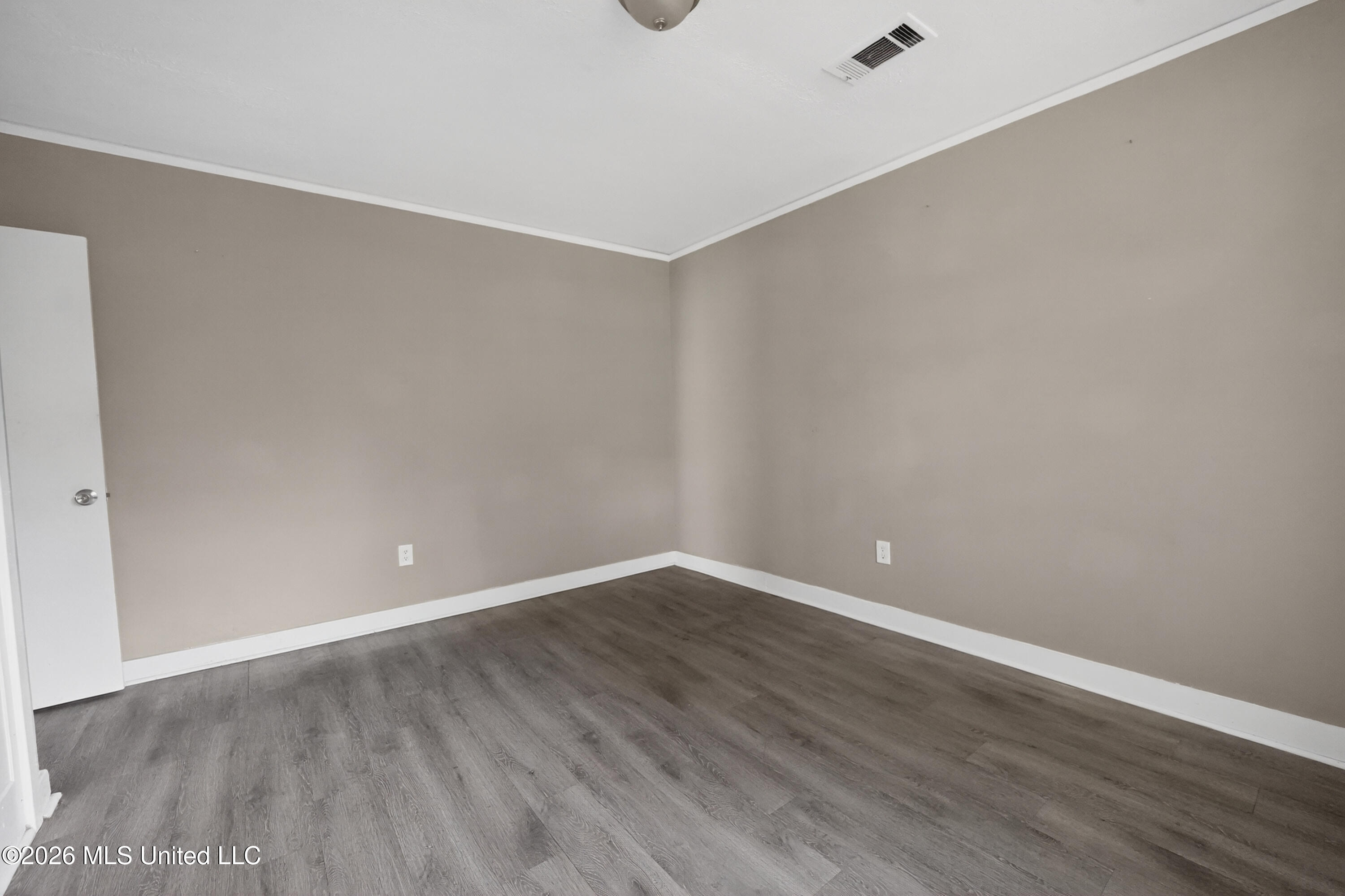 343 N Broadmoor Drive Property Photo 21