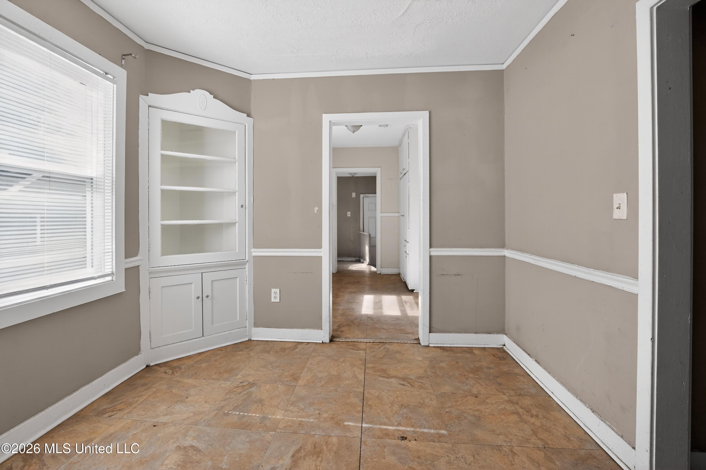 343 N Broadmoor Drive Property Photo 25