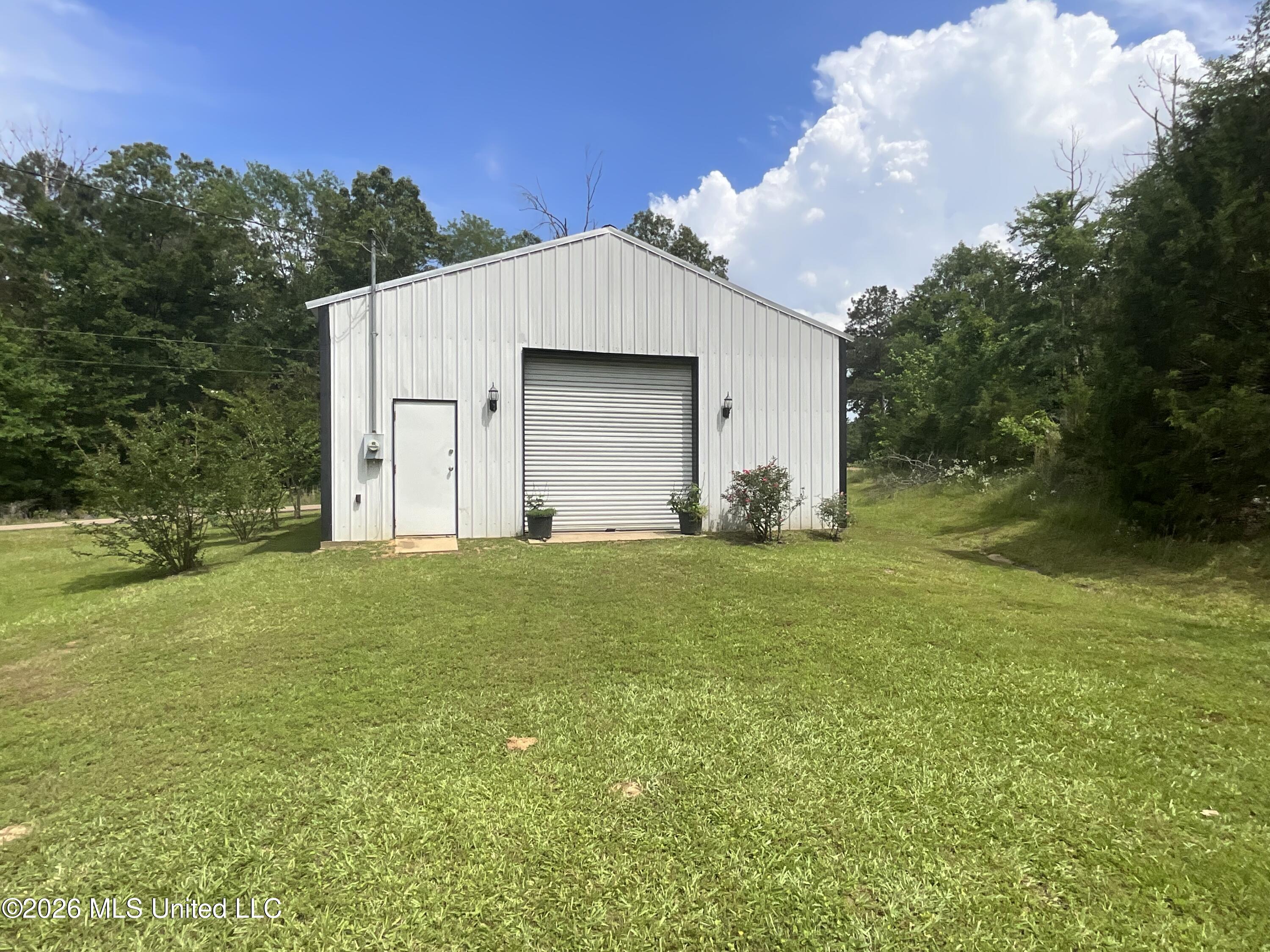 3152 Old Natchez Property Photo 13