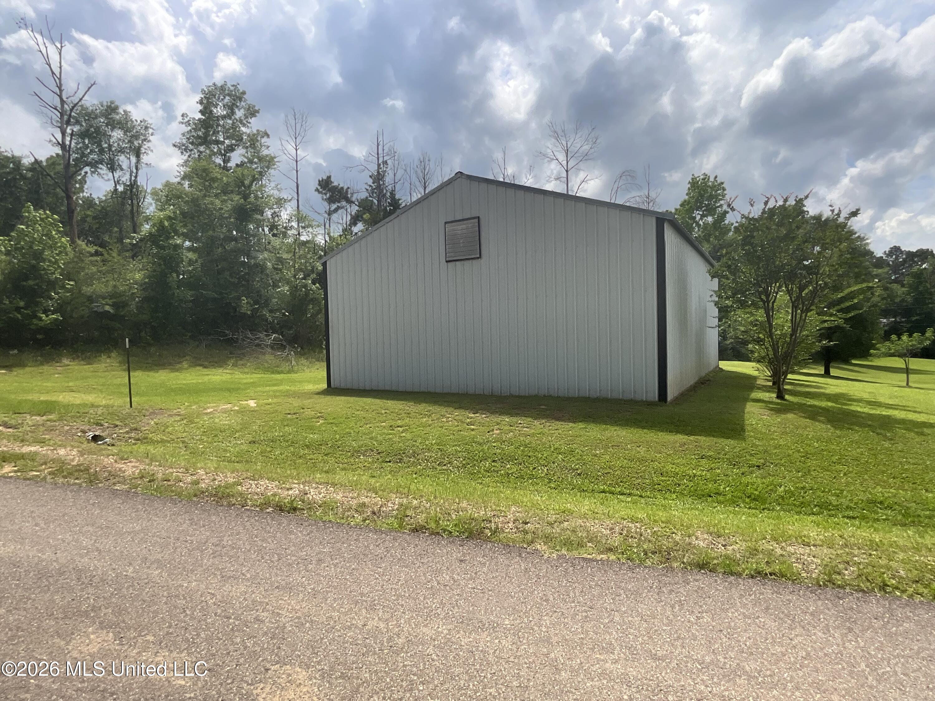 3152 Old Natchez Property Photo 15