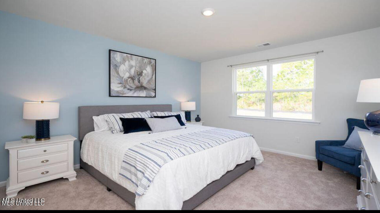 90 Pine Street Property Photo 9