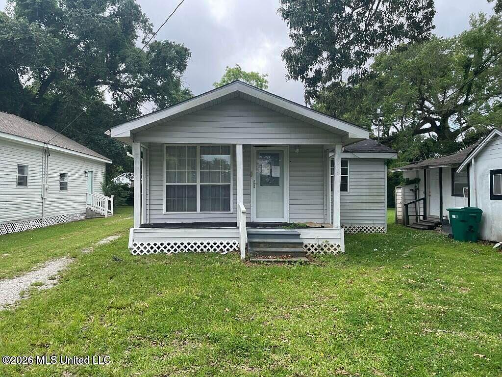 4036 W Pine Street Property Photo 1