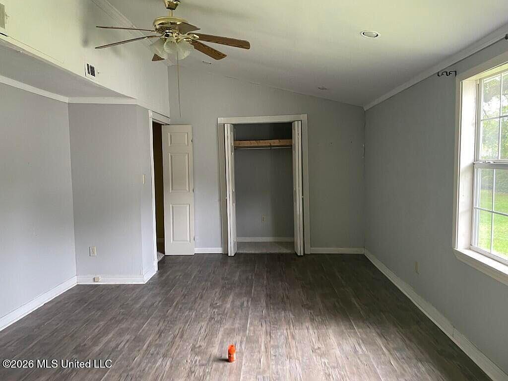 4036 W Pine Street Property Photo 9