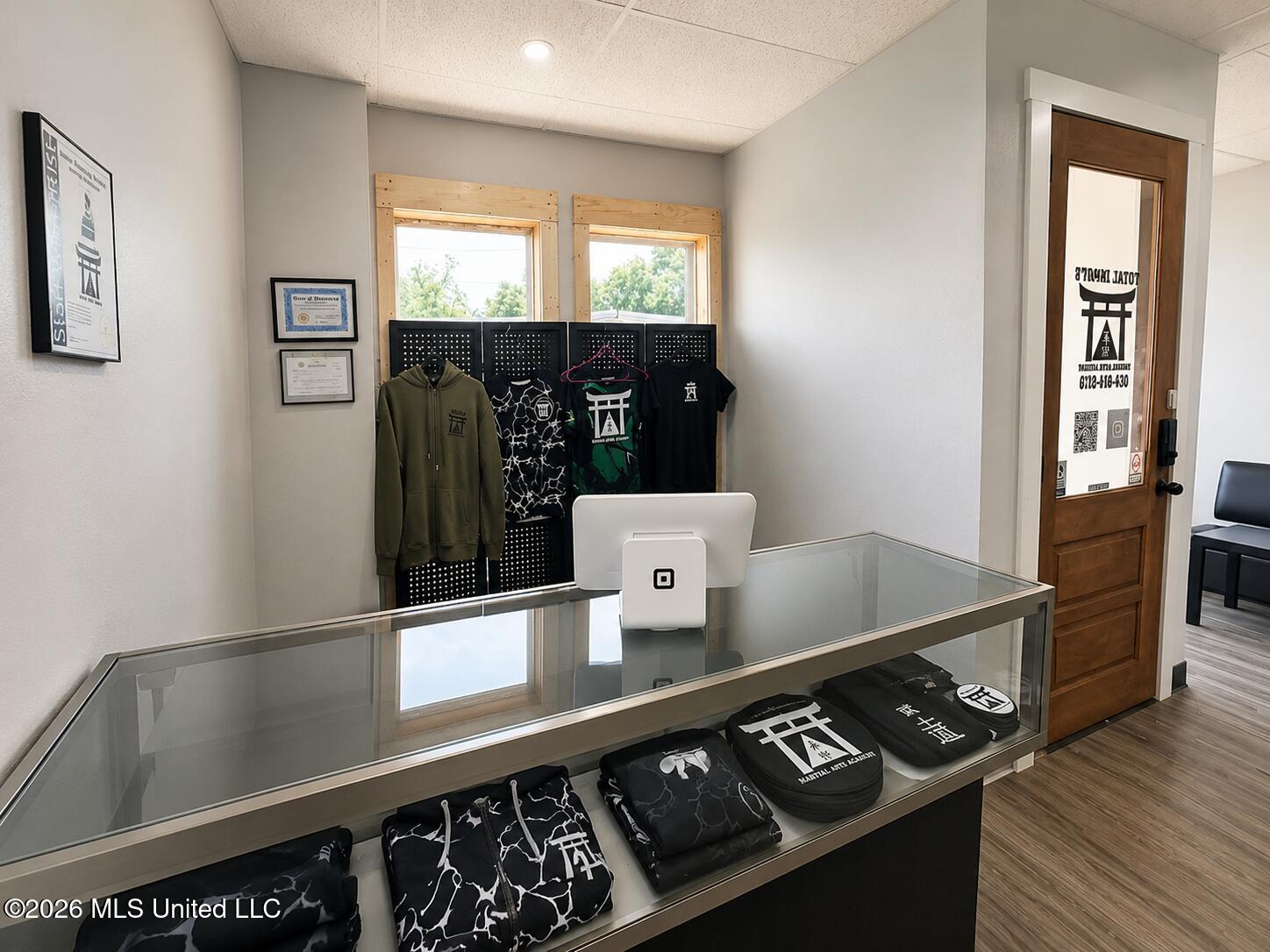 985 Mill Street Property Photo 3