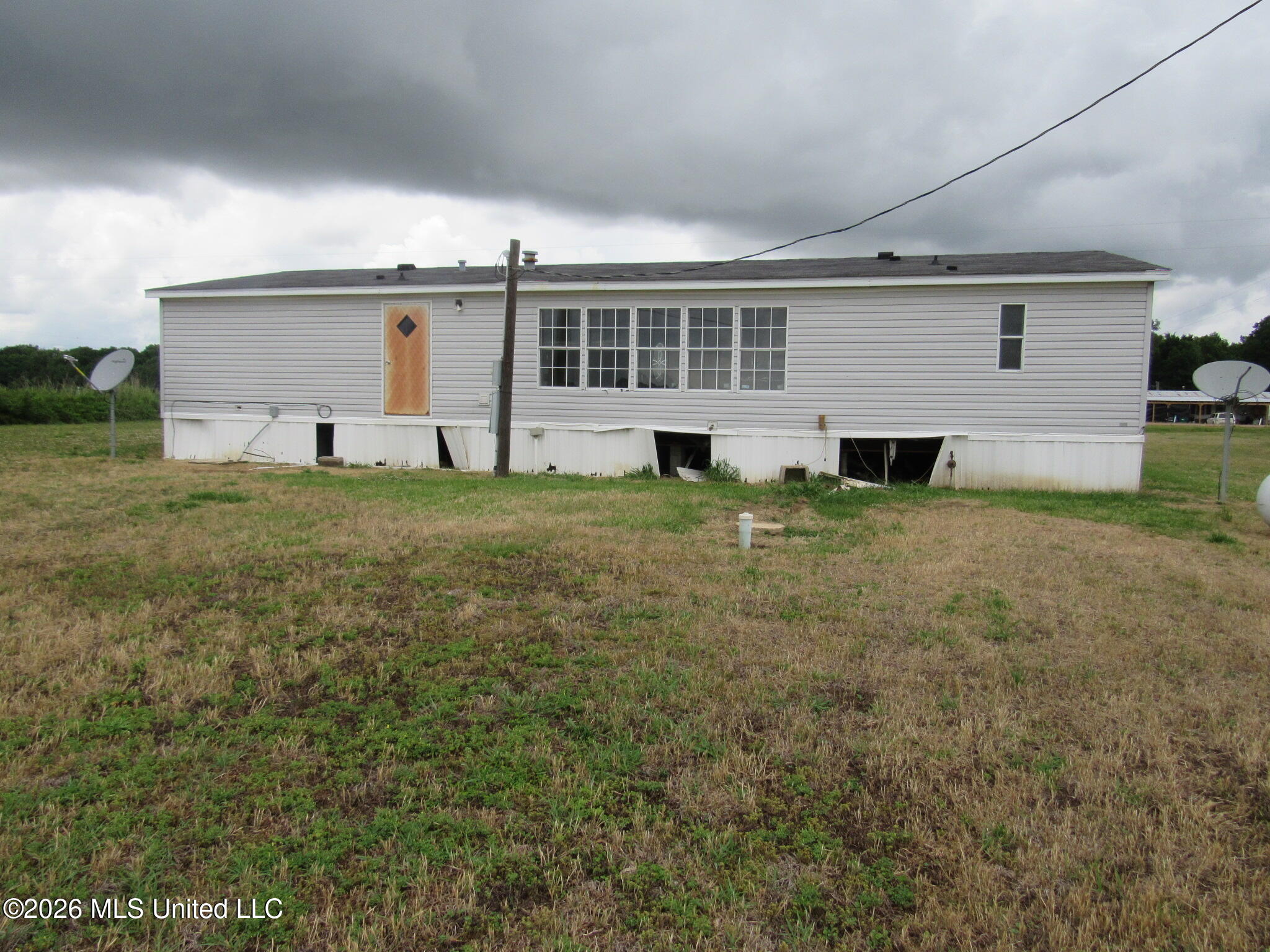 1628 400 Property Photo 5