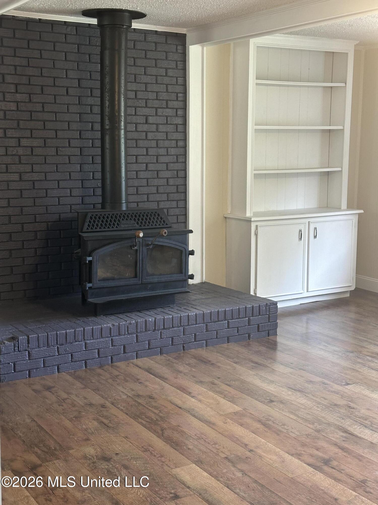 385 Somerset Drive Property Photo 13