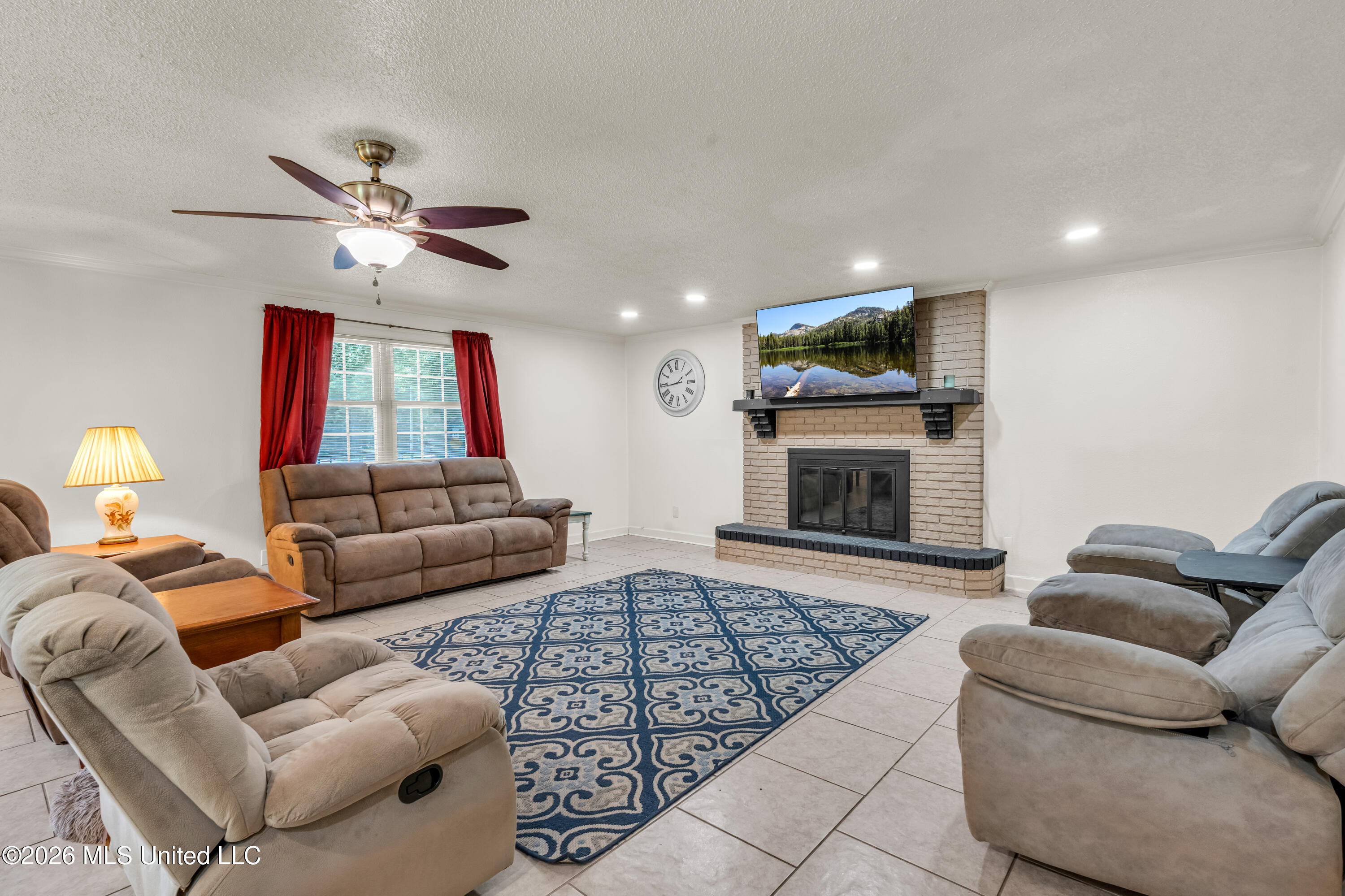 6005 Cypress Drive Property Photo 5