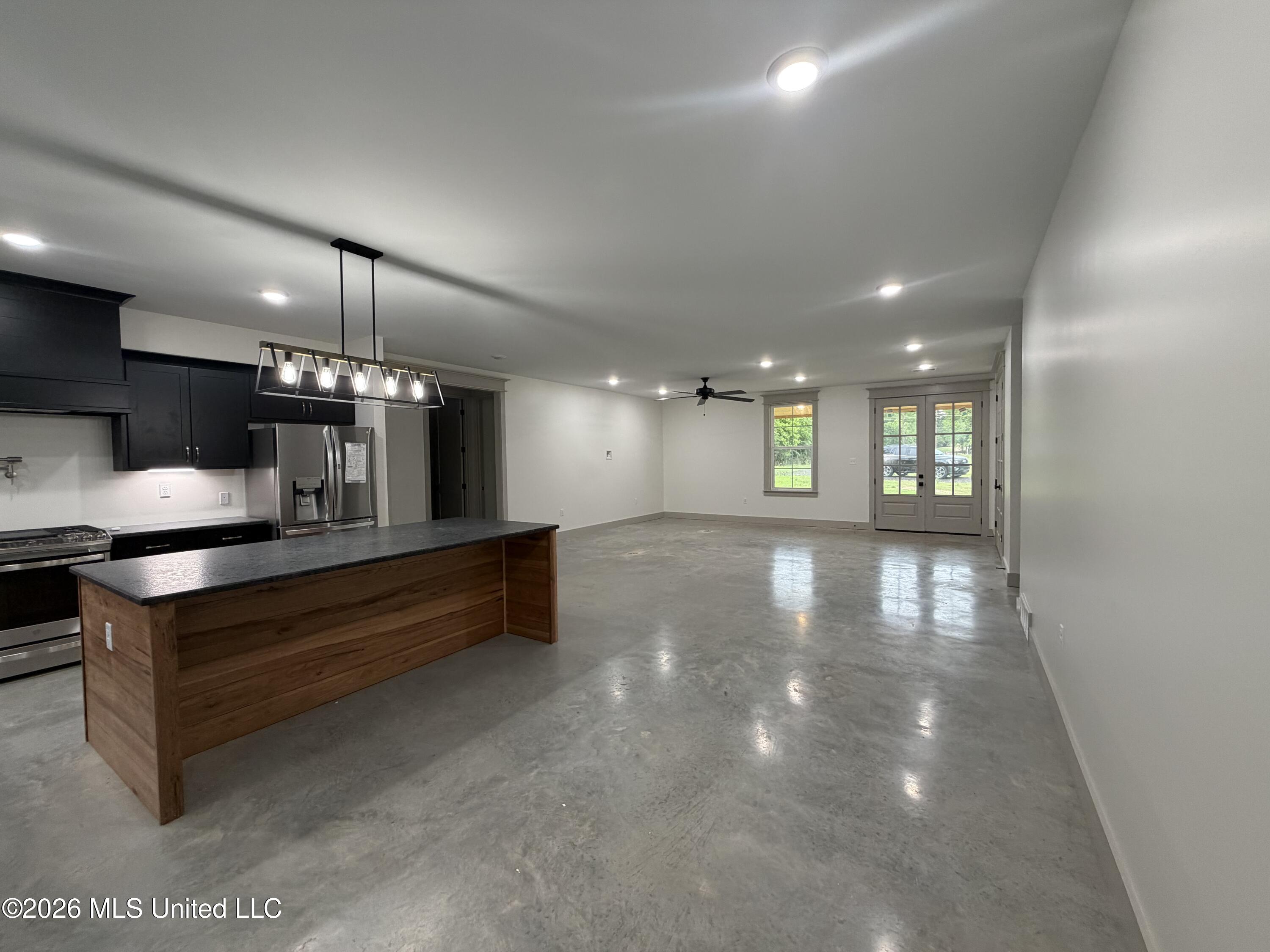 2405 Pleasant Hill Road Property Photo 4