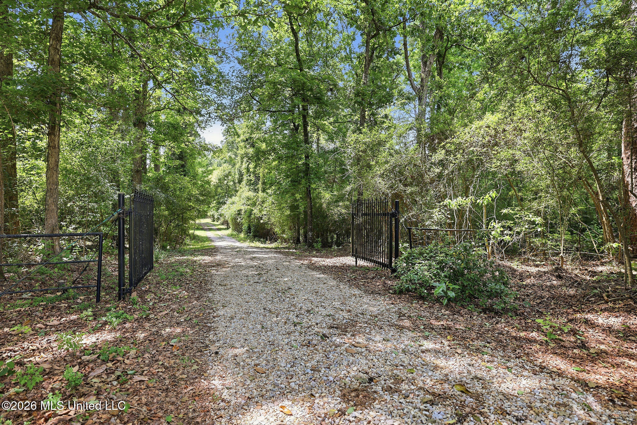 77211 N River Road Property Photo 2