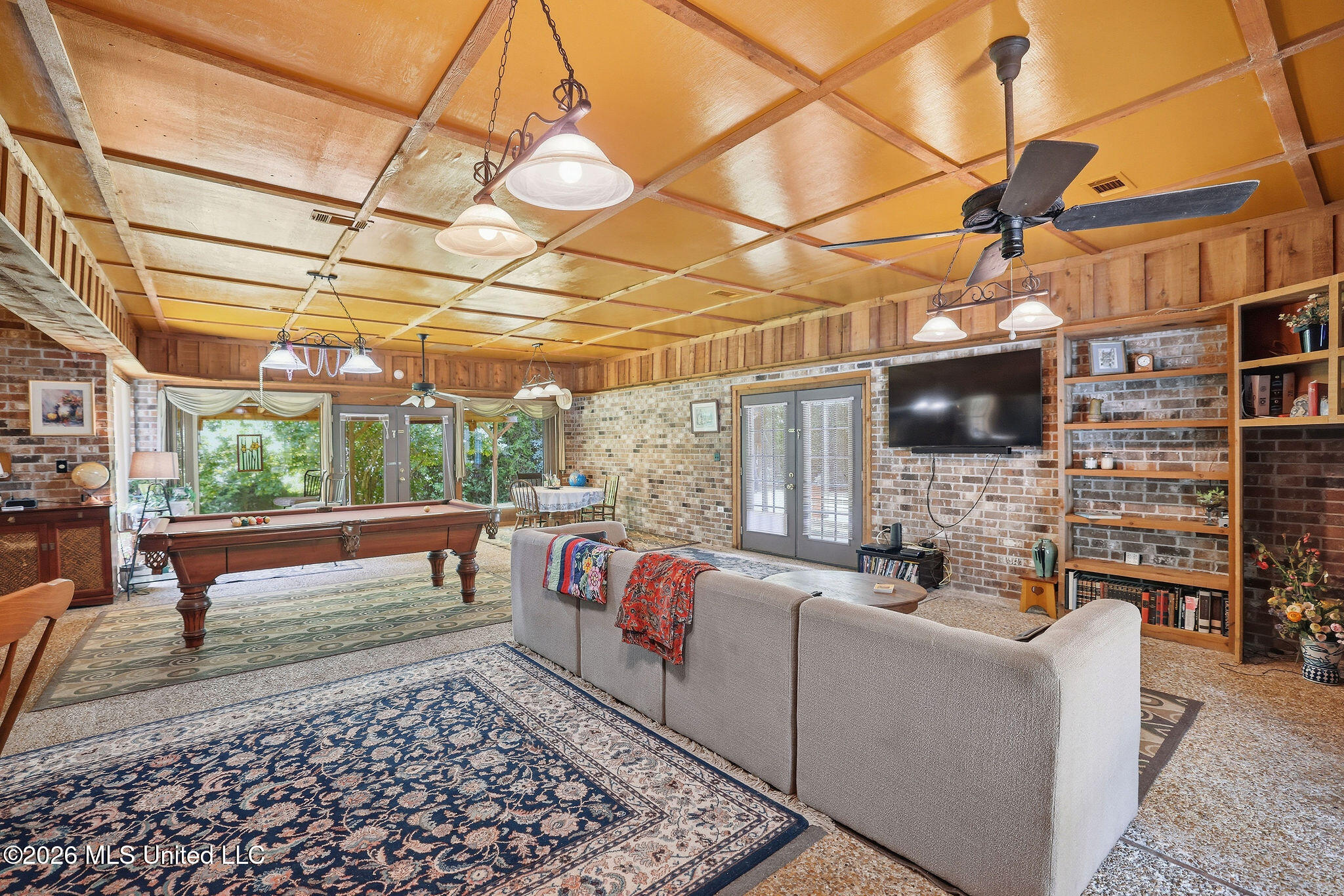 77211 N River Road Property Photo 3