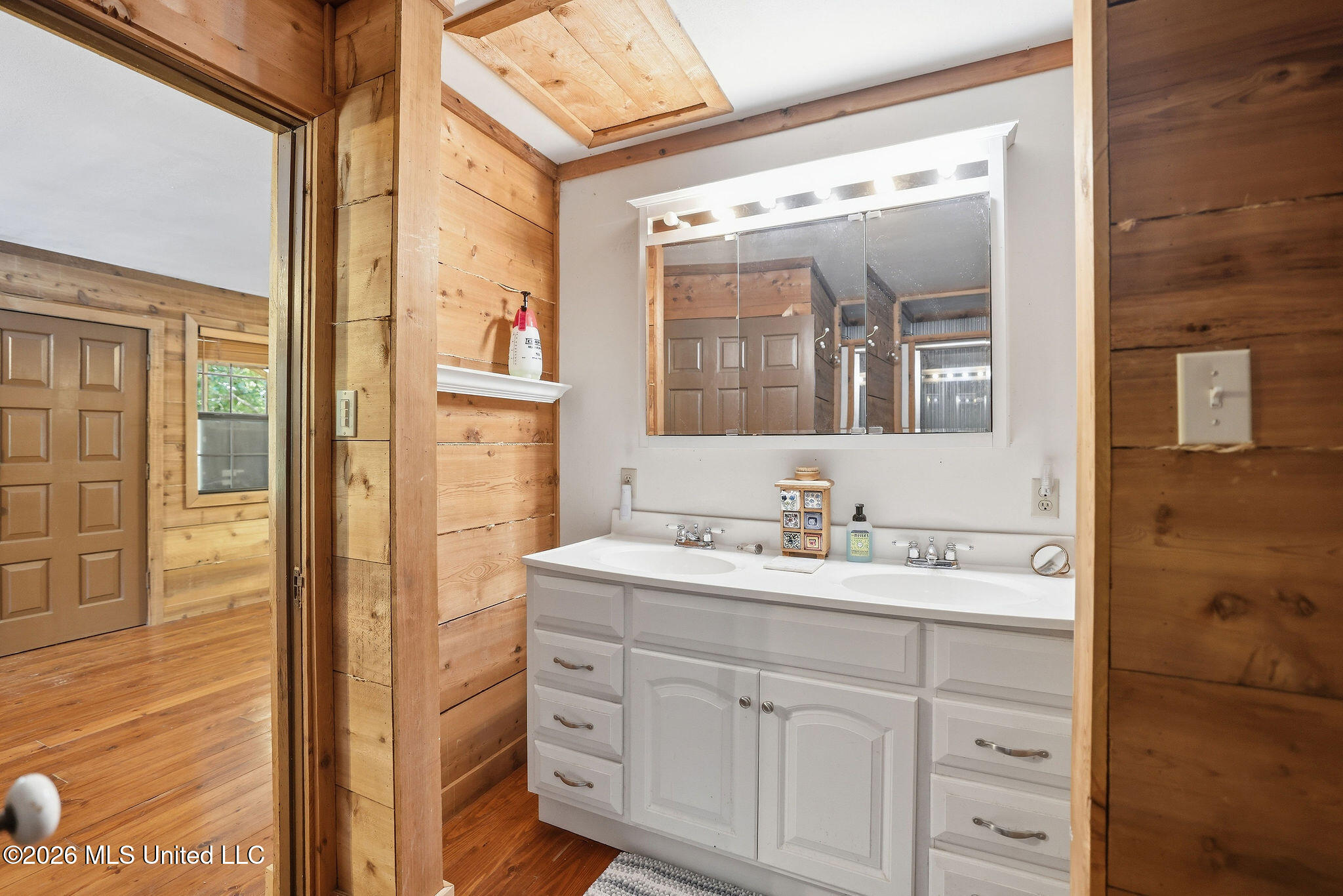 77211 N River Road Property Photo 11