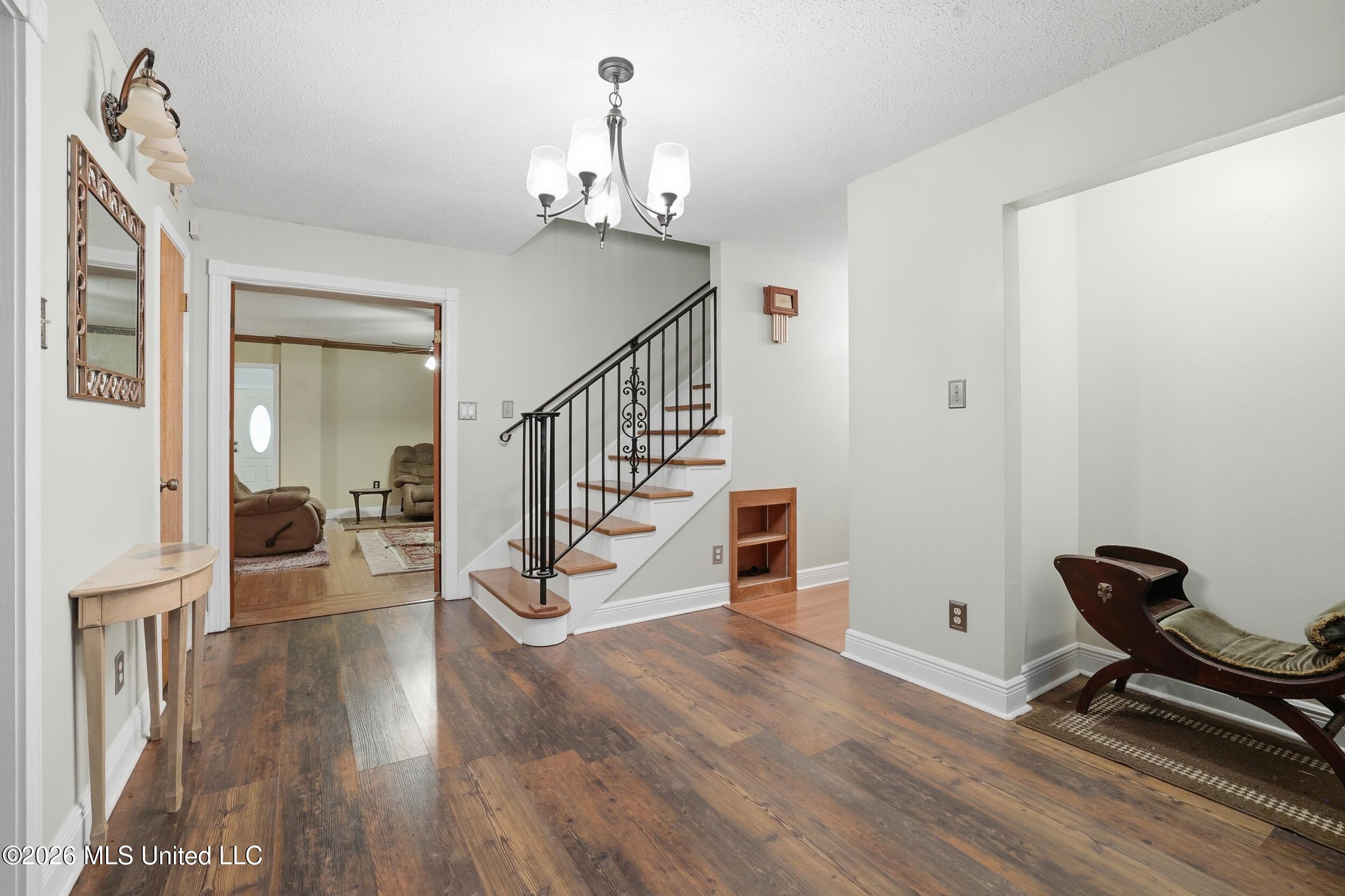 142 Kenmore Avenue Property Photo 10