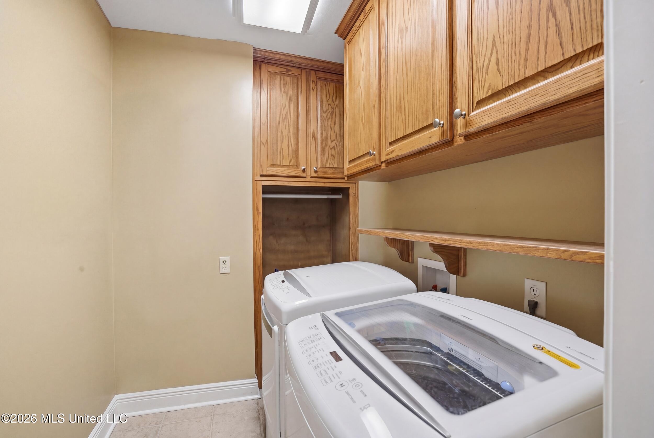 142 Kenmore Avenue Property Photo 14