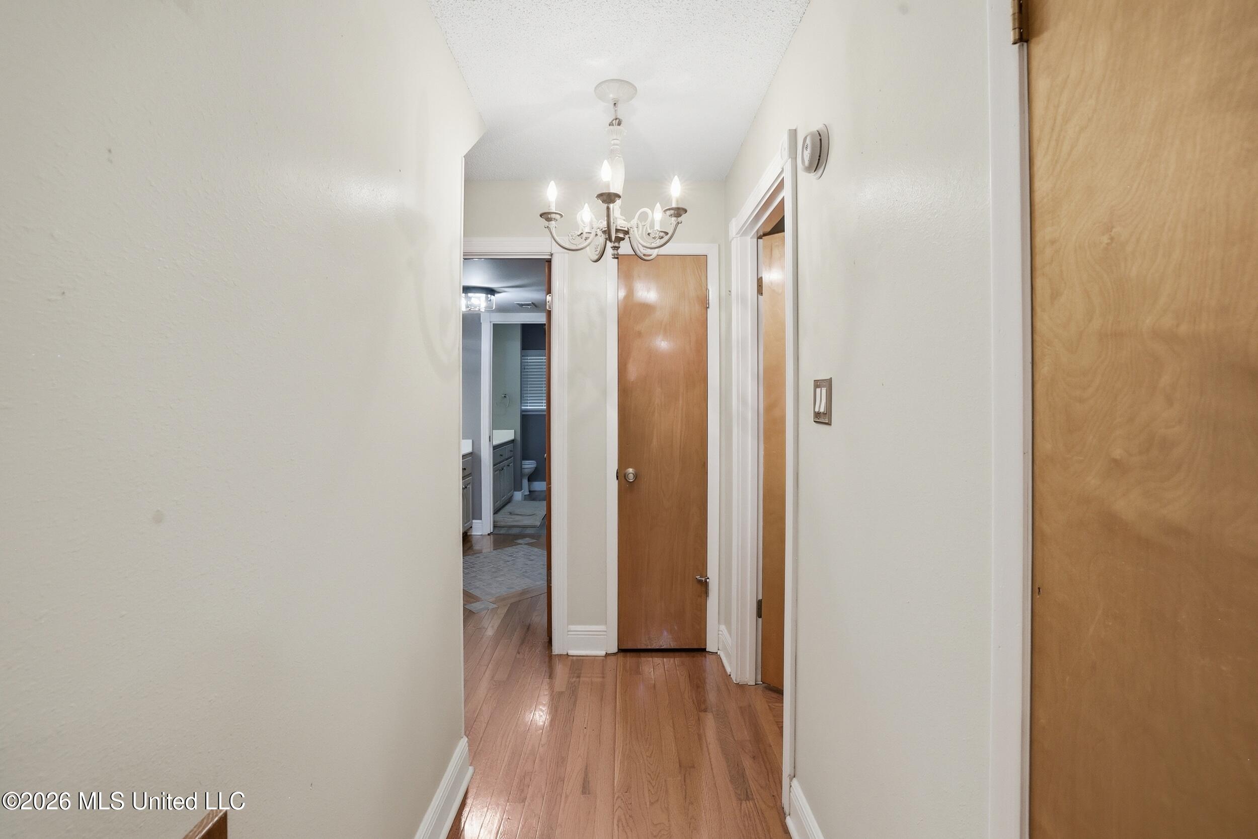 142 Kenmore Avenue Property Photo 15