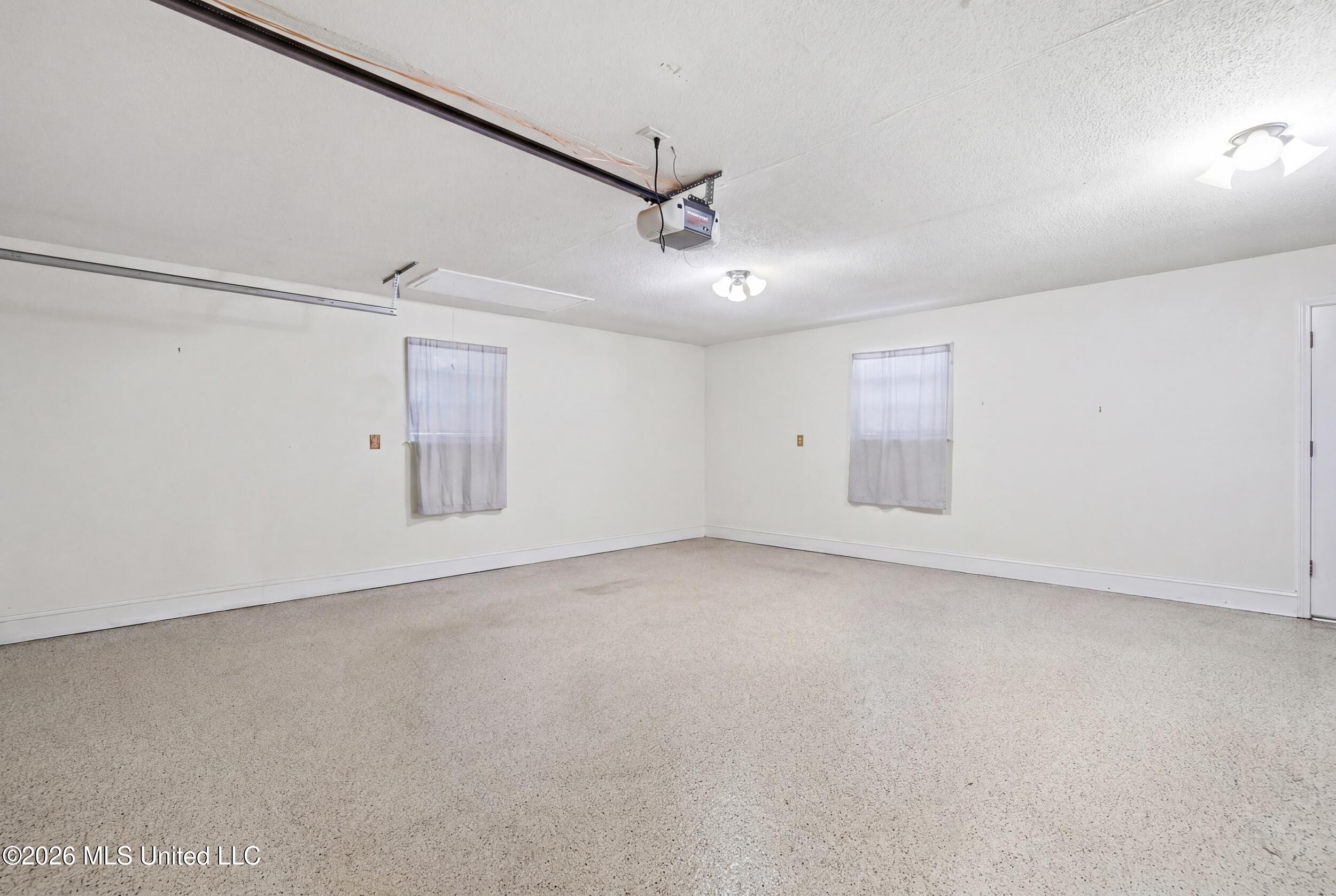 142 Kenmore Avenue Property Photo 38