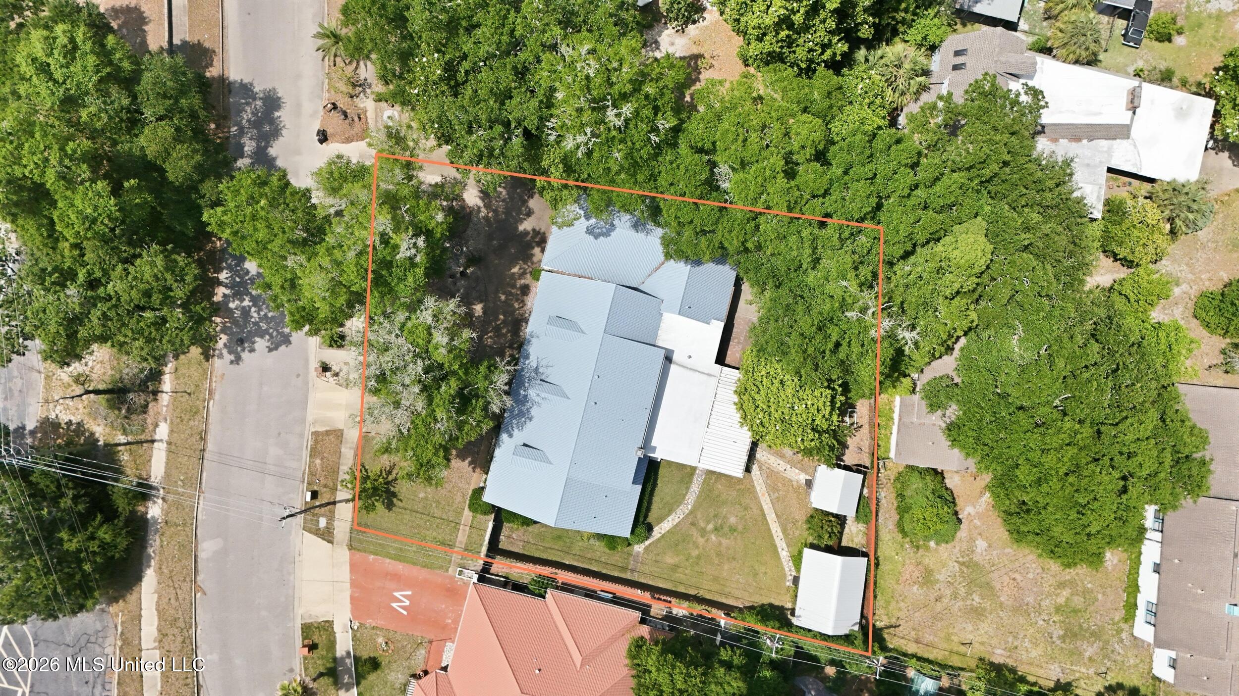142 Kenmore Avenue Property Photo 44