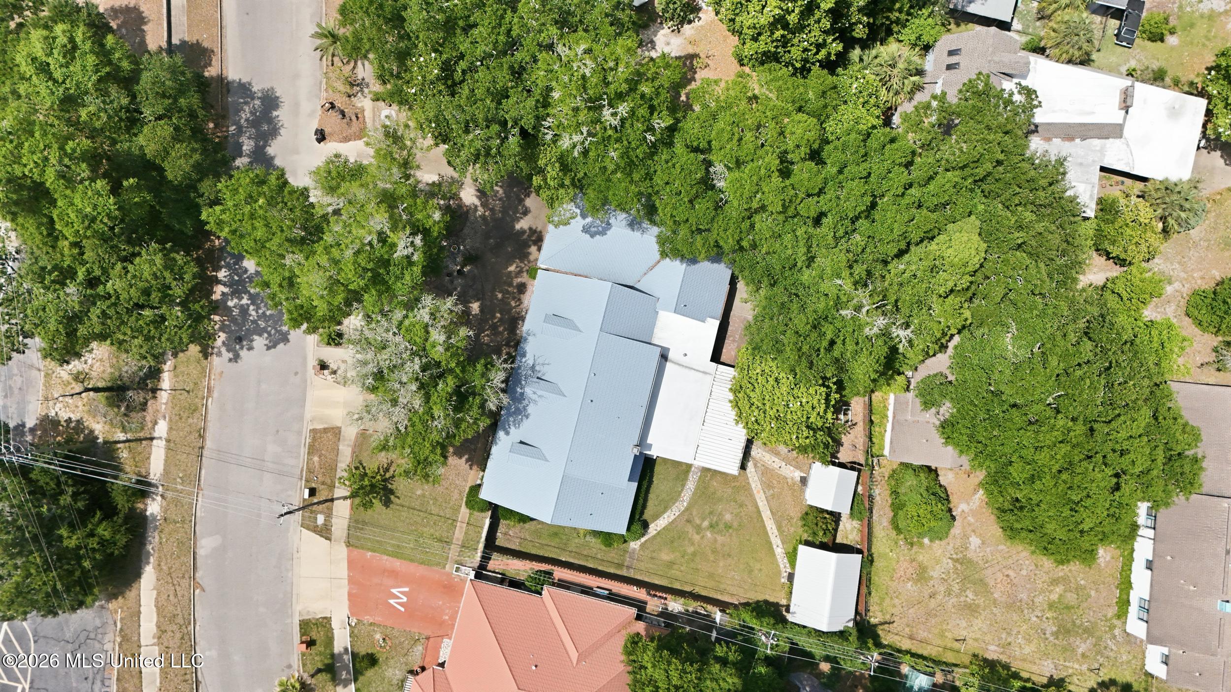 142 Kenmore Avenue Property Photo 45