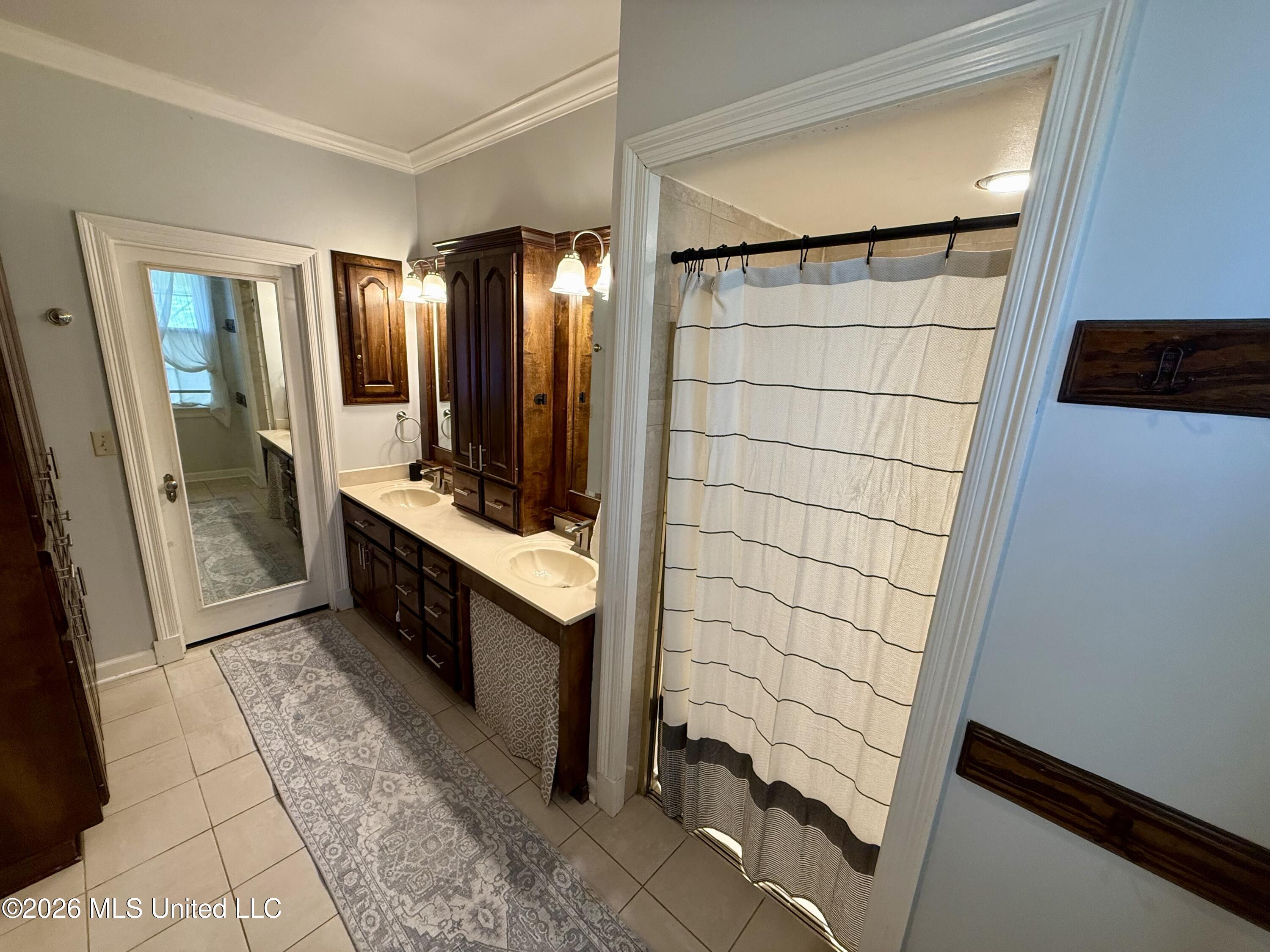 272 N Davis Street Property Photo 11