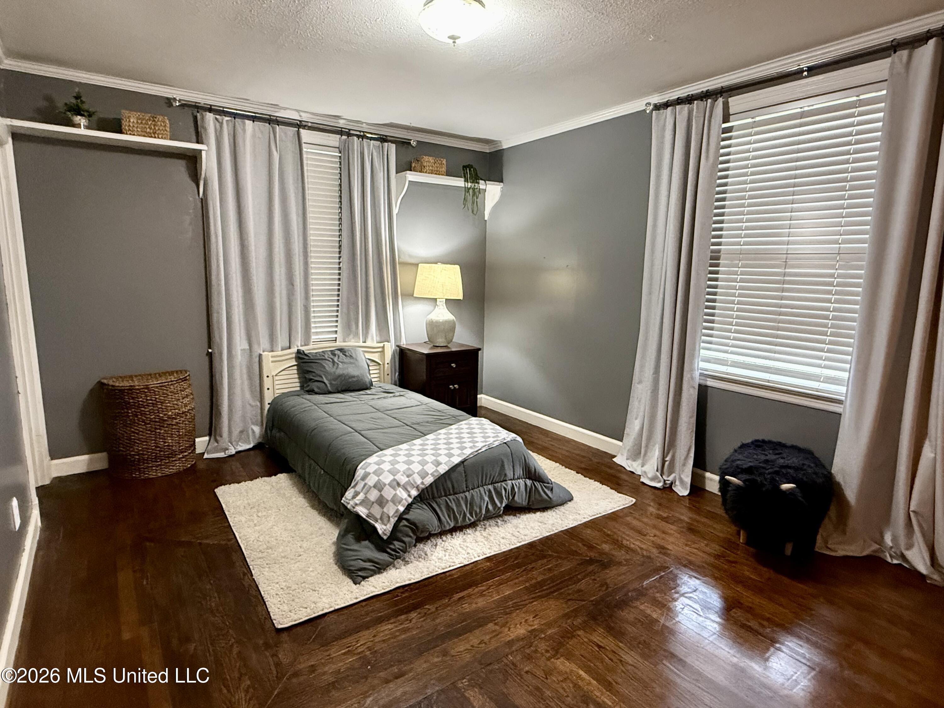 272 N Davis Street Property Photo 18