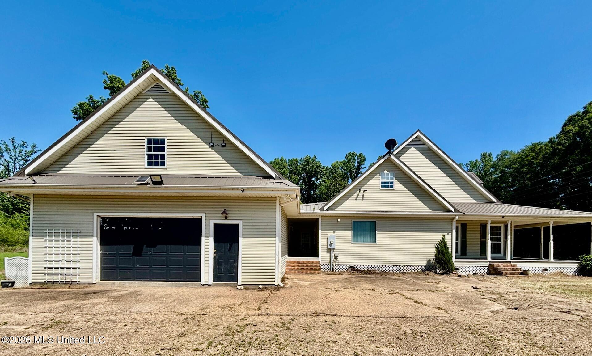 5014 Leatherwood Road Property Photo 3