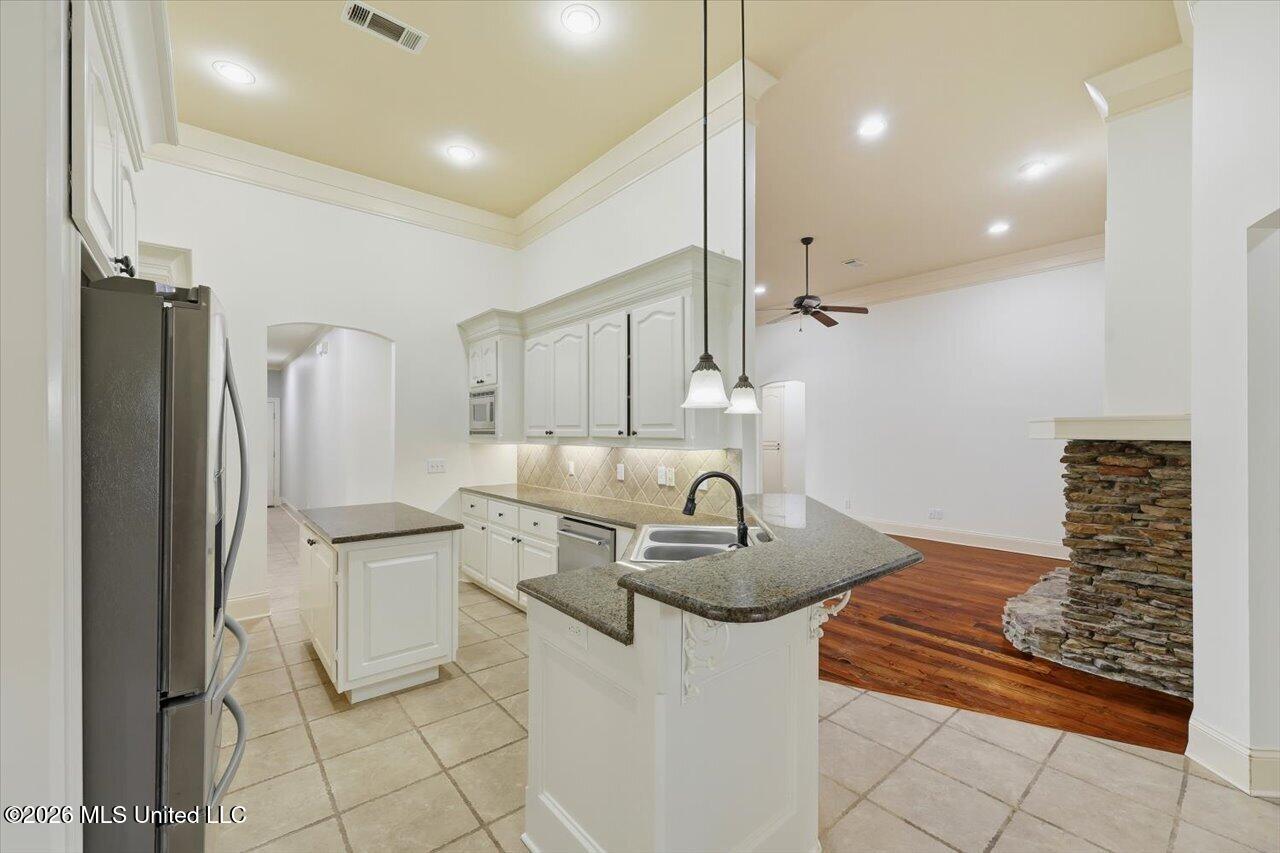 109 Victoria Place Property Photo 13