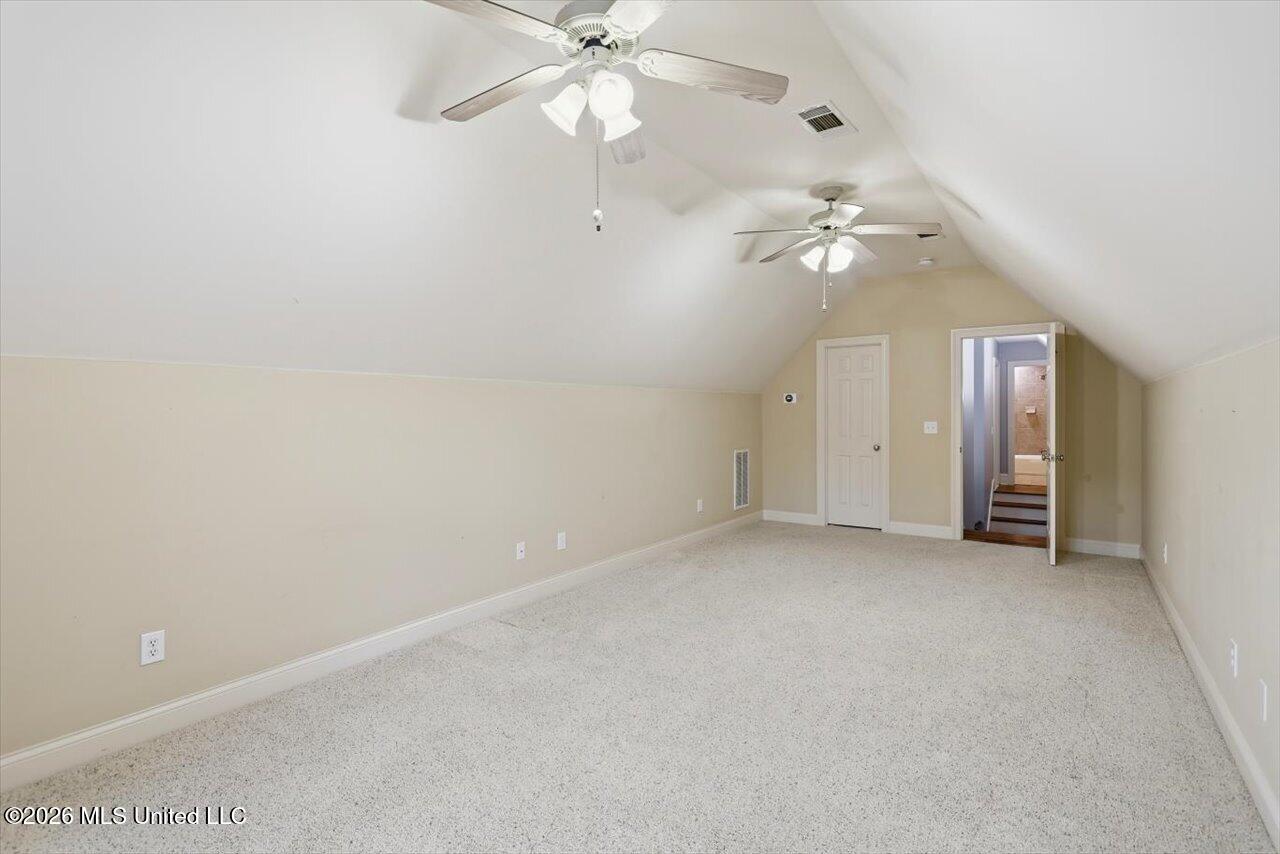 109 Victoria Place Property Photo 38