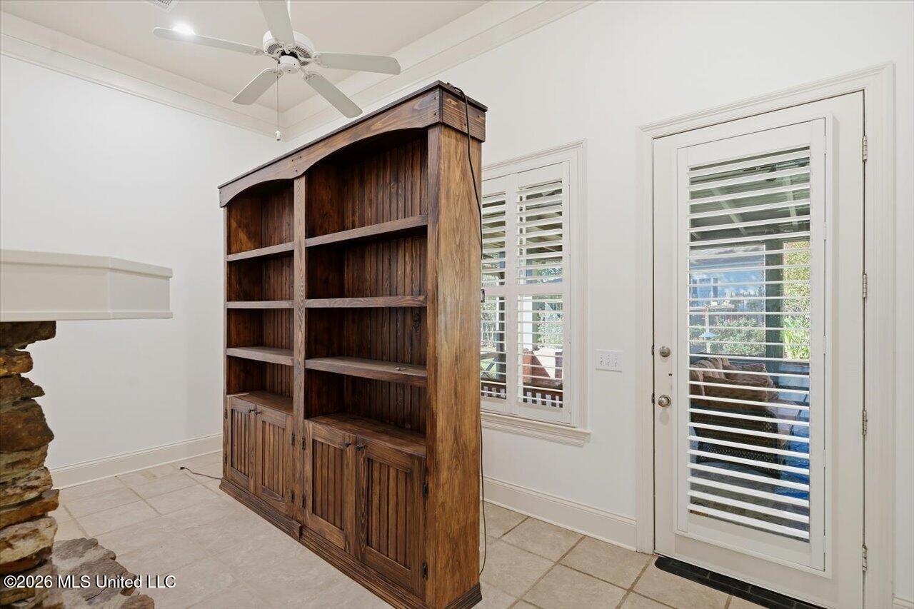 109 Victoria Place Property Photo 40