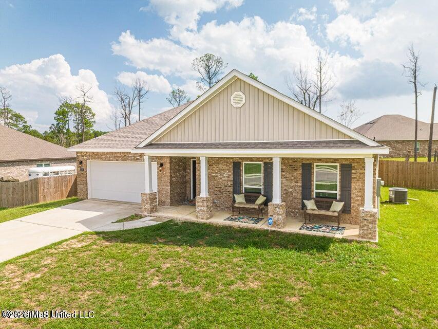 5126 Fairbury Way Property Photo 2