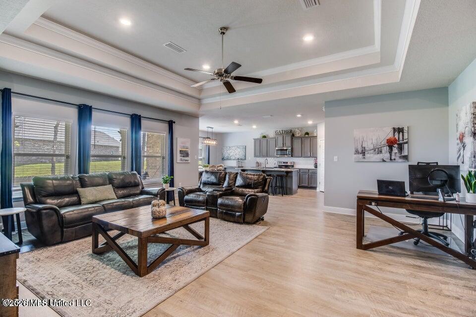 5126 Fairbury Way Property Photo 5