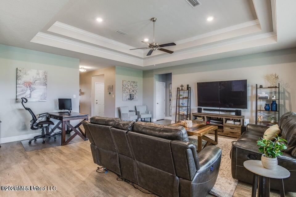 5126 Fairbury Way Property Photo 6