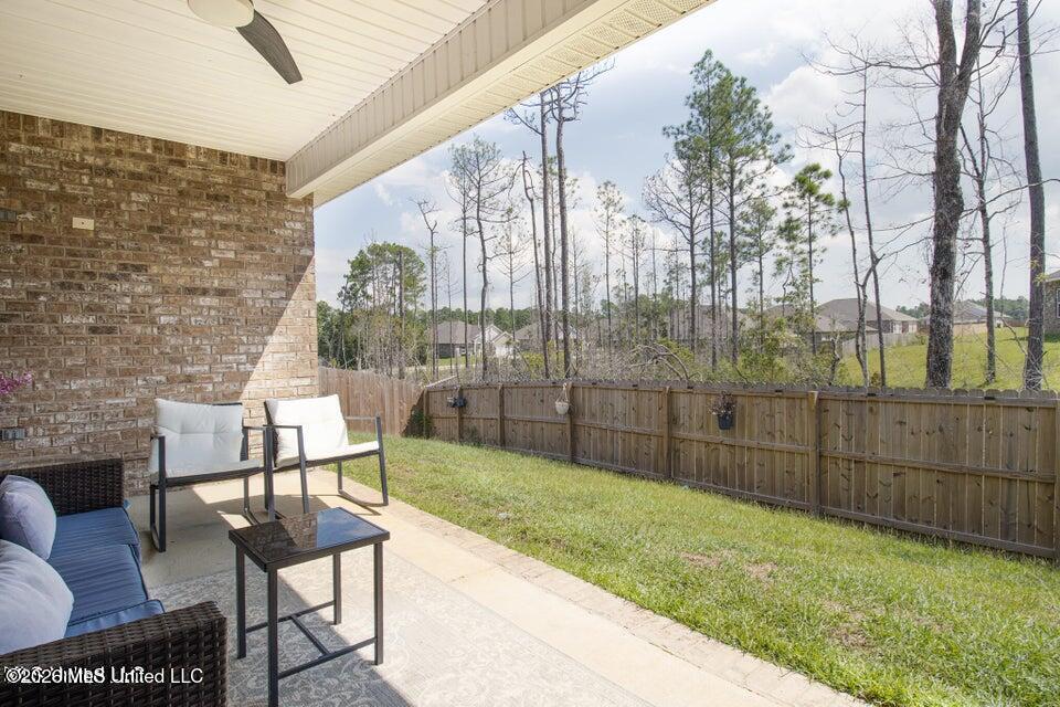 5126 Fairbury Way Property Photo 24