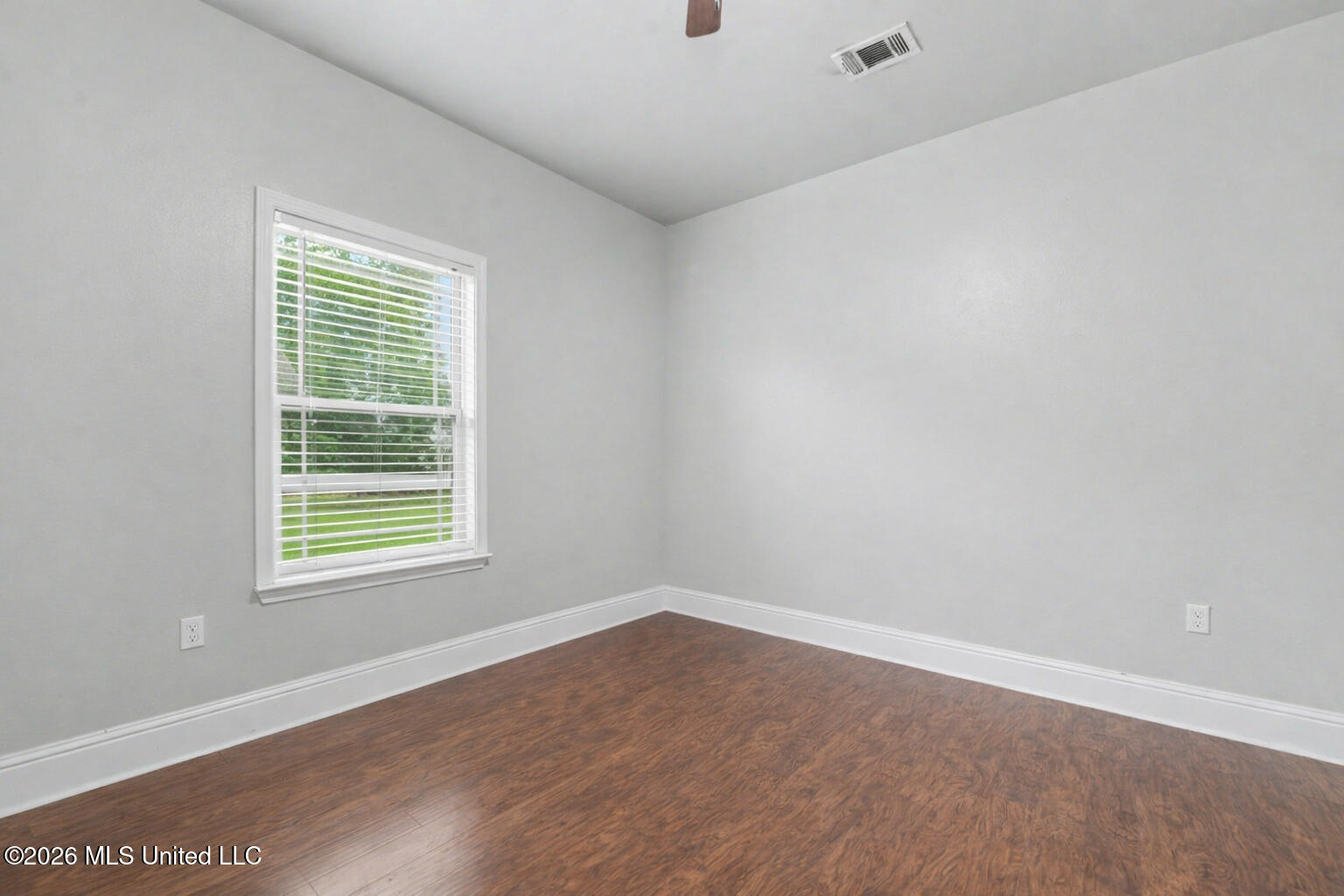 13103 Hawthorn Drive Property Photo 24