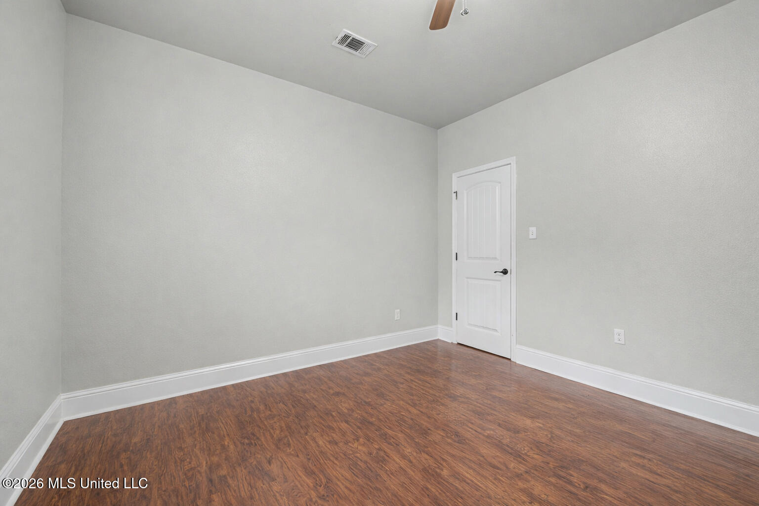 13103 Hawthorn Drive Property Photo 25