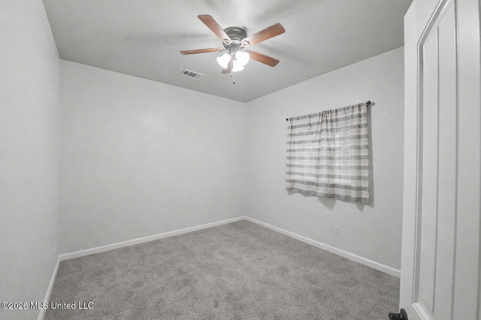 13103 Hawthorn Drive Property Photo 26