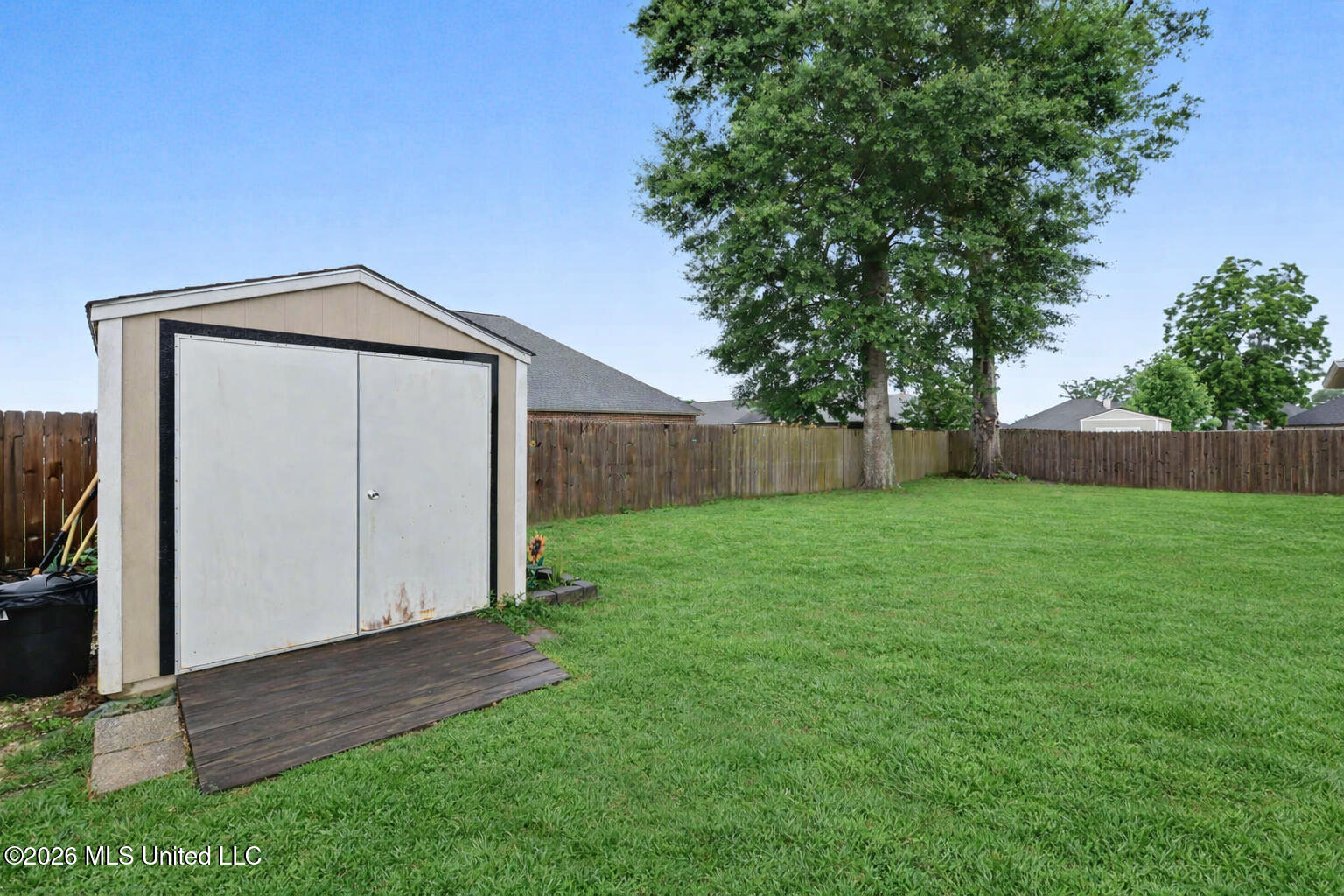 13103 Hawthorn Drive Property Photo 32