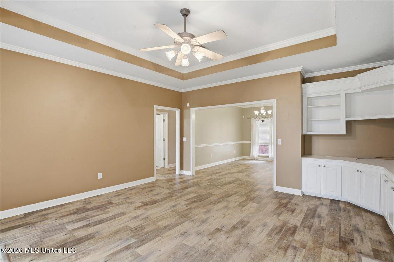 215 Old Town Lane Property Photo 9