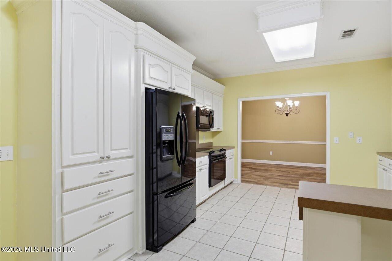 215 Old Town Lane Property Photo 16