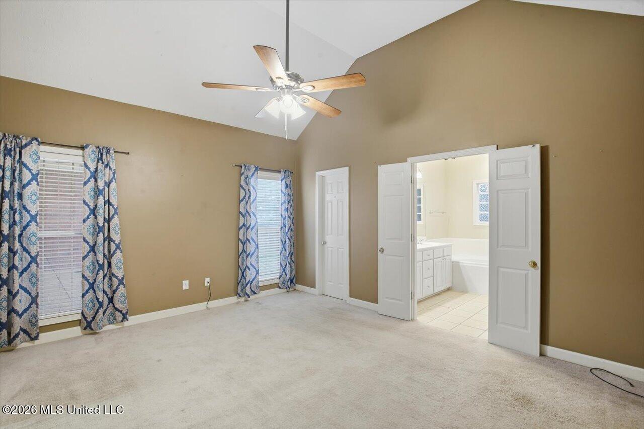 215 Old Town Lane Property Photo 20
