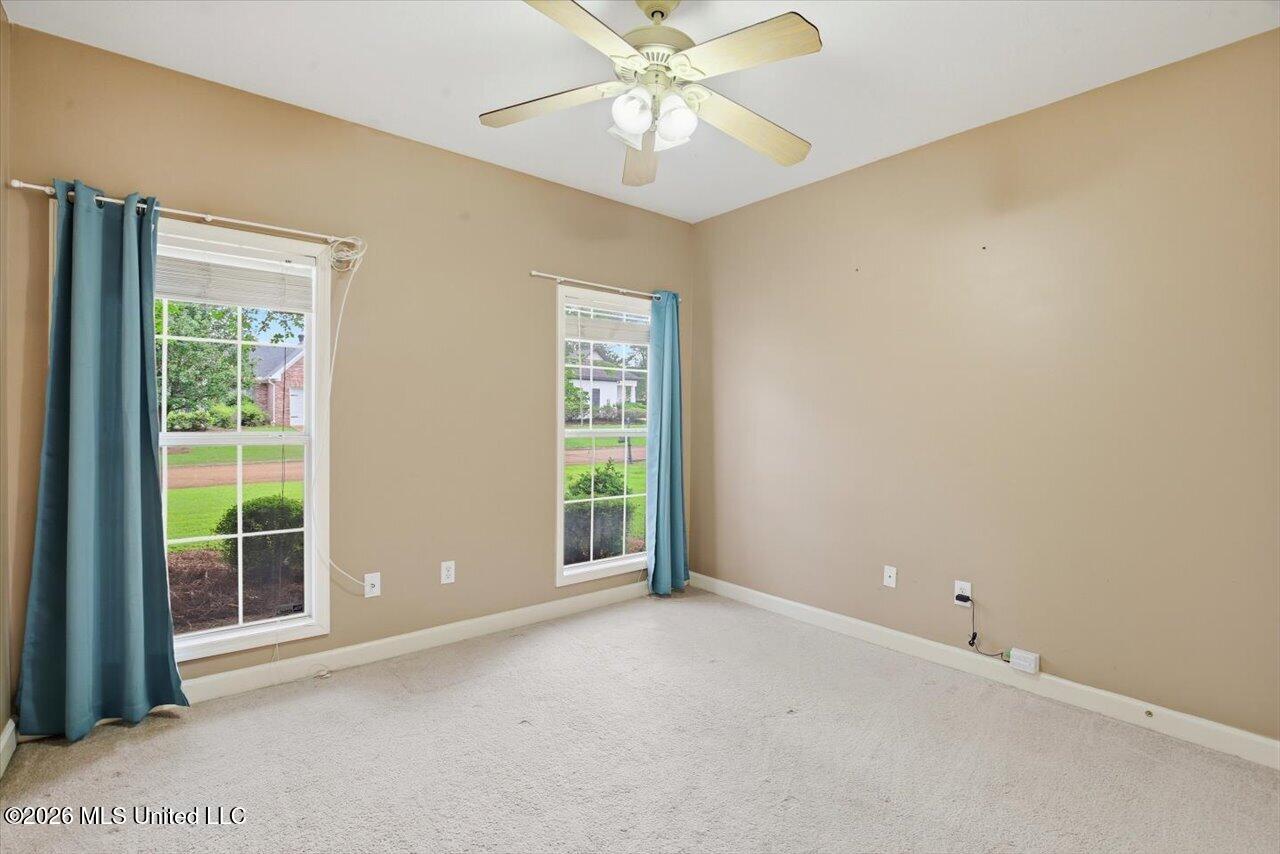 215 Old Town Lane Property Photo 25