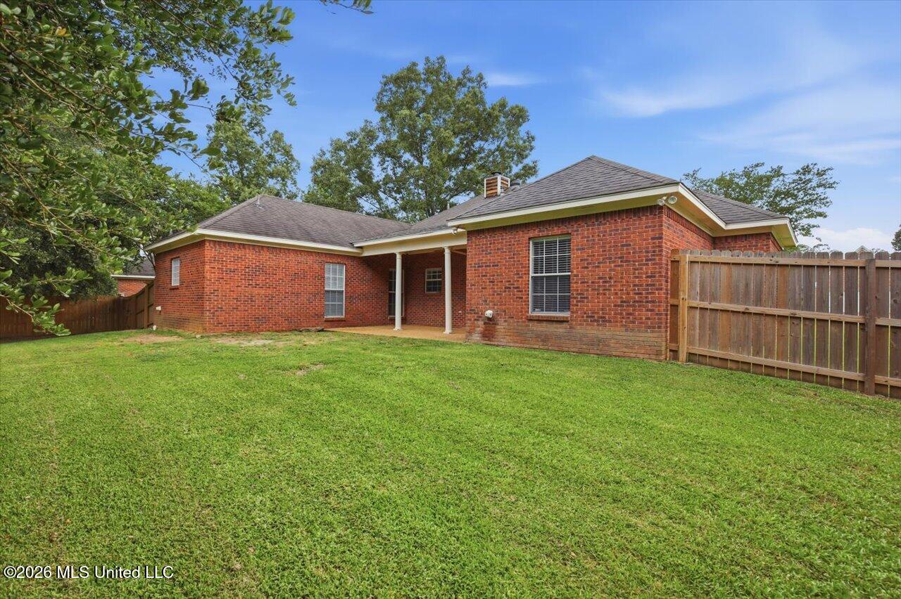 215 Old Town Lane Property Photo 32