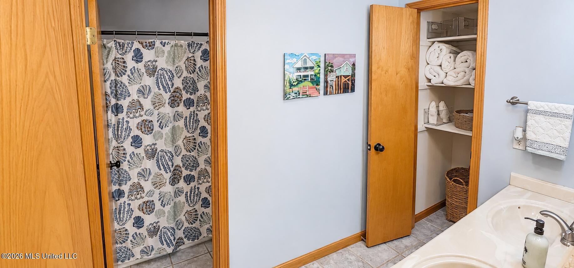6087 Pontiac Drive Property Photo 15