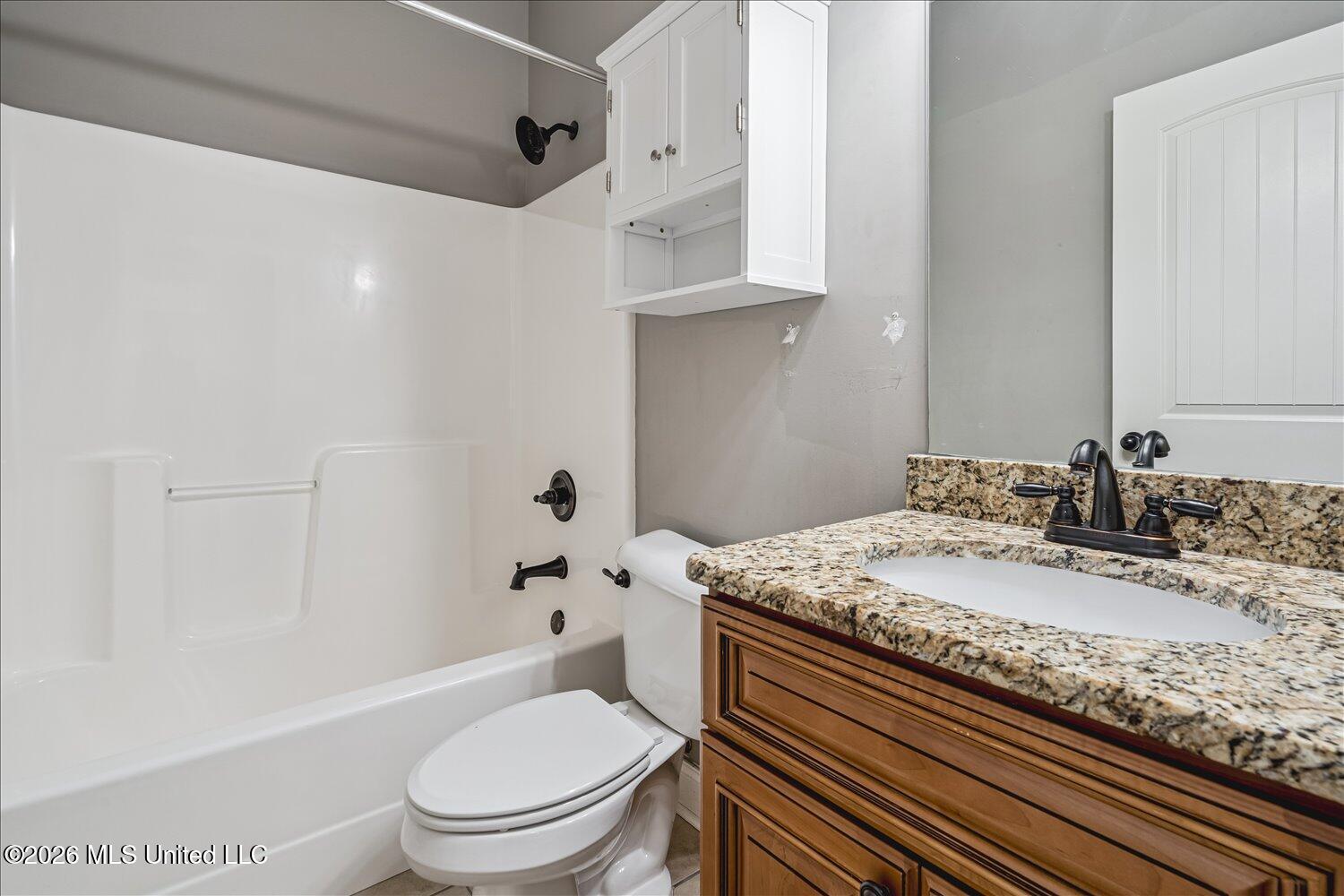 3033 Raspberry Red Cove Property Photo 12