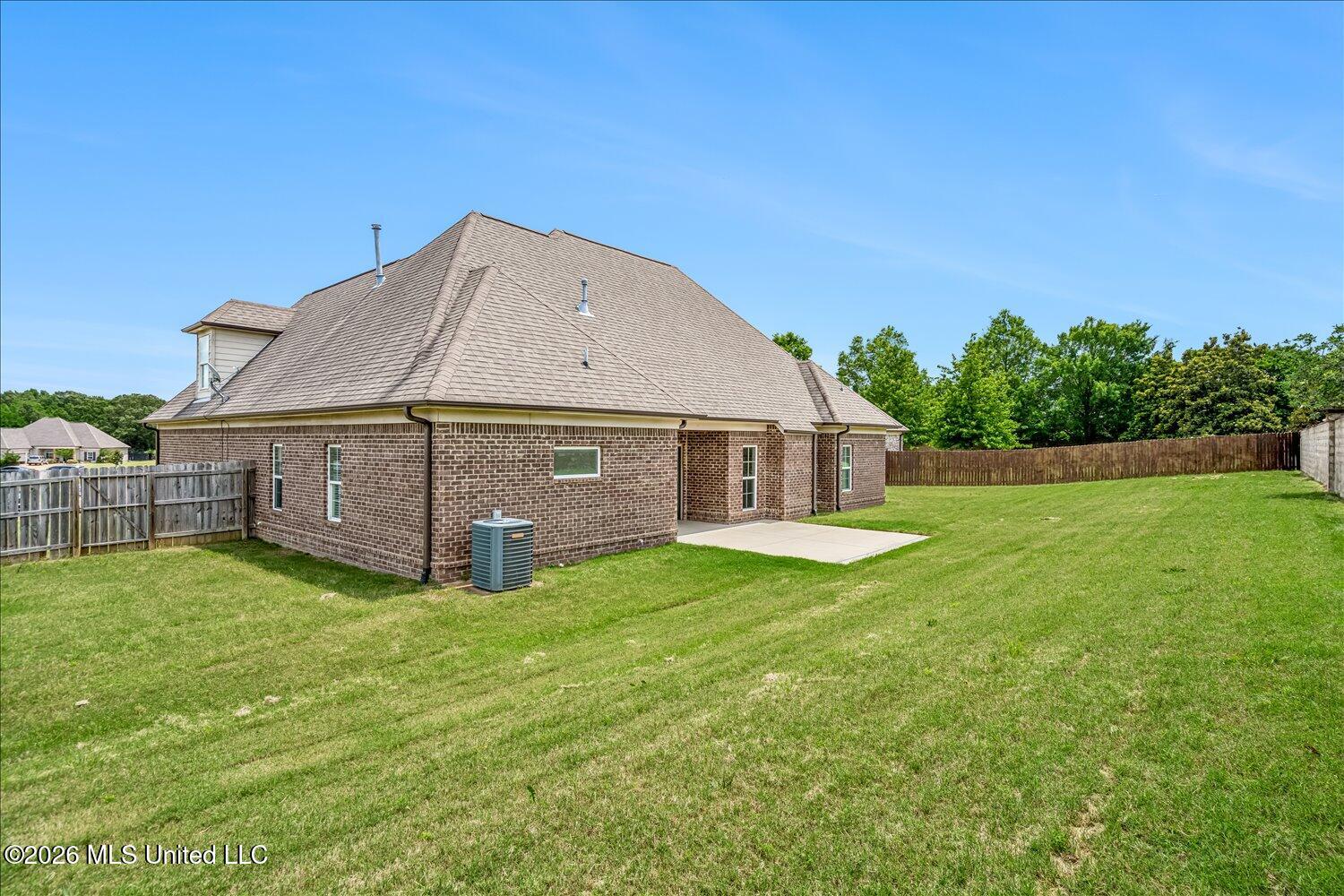 3033 Raspberry Red Cove Property Photo 29