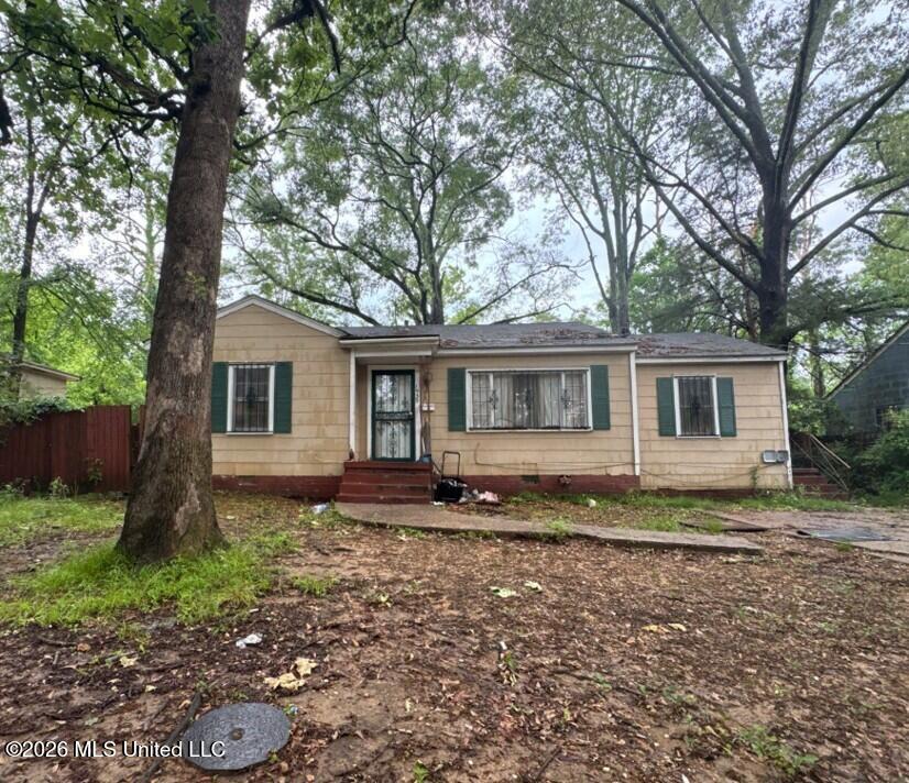 1939 Belvedere Drive Property Photo 1