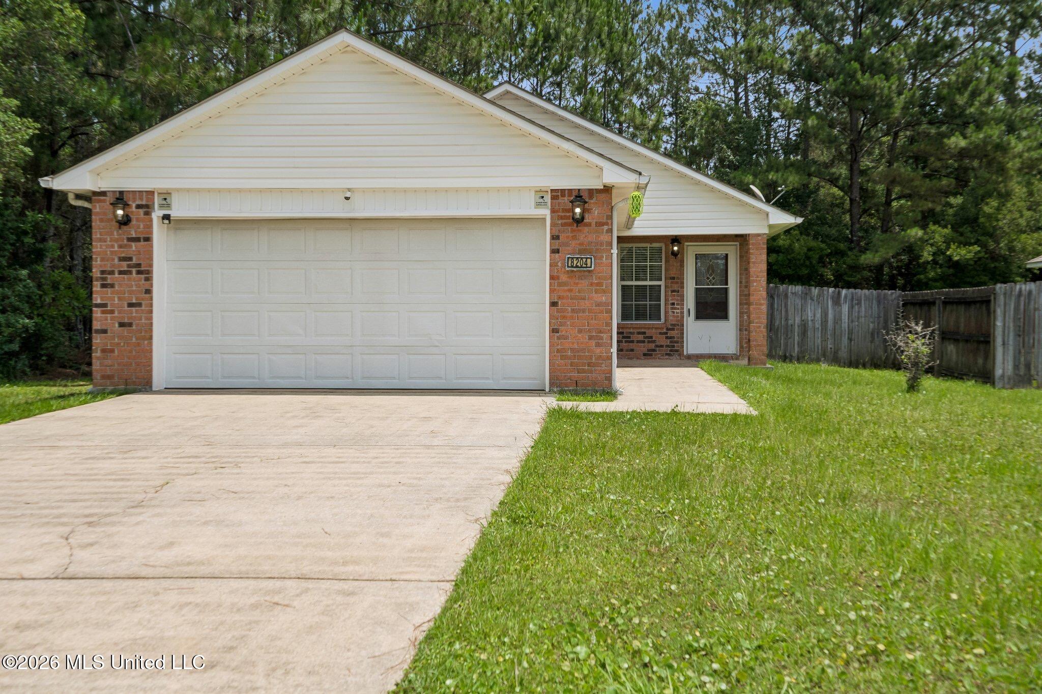 8204 Exchange Street Property Photo 1