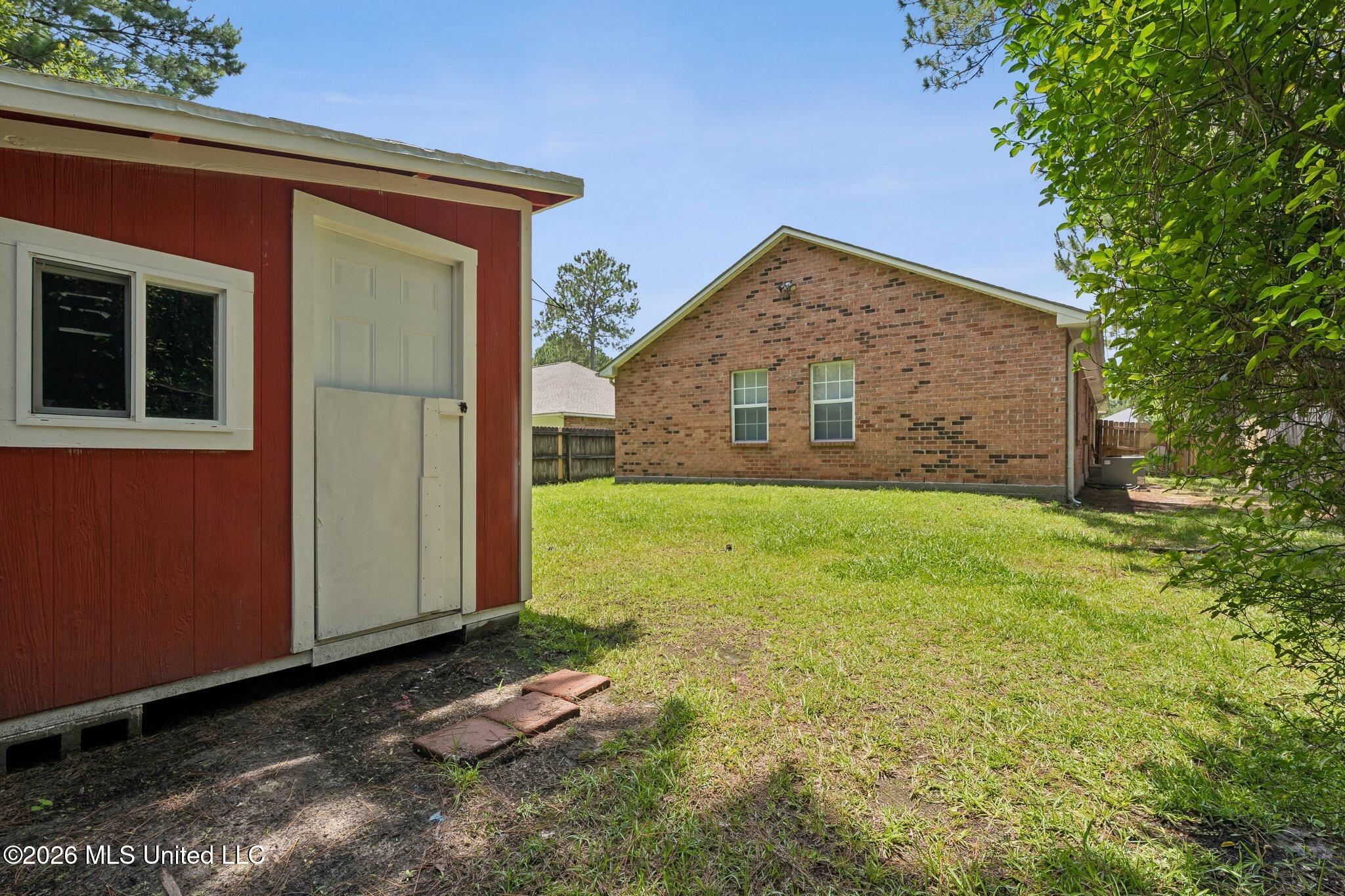 8204 Exchange Street Property Photo 14