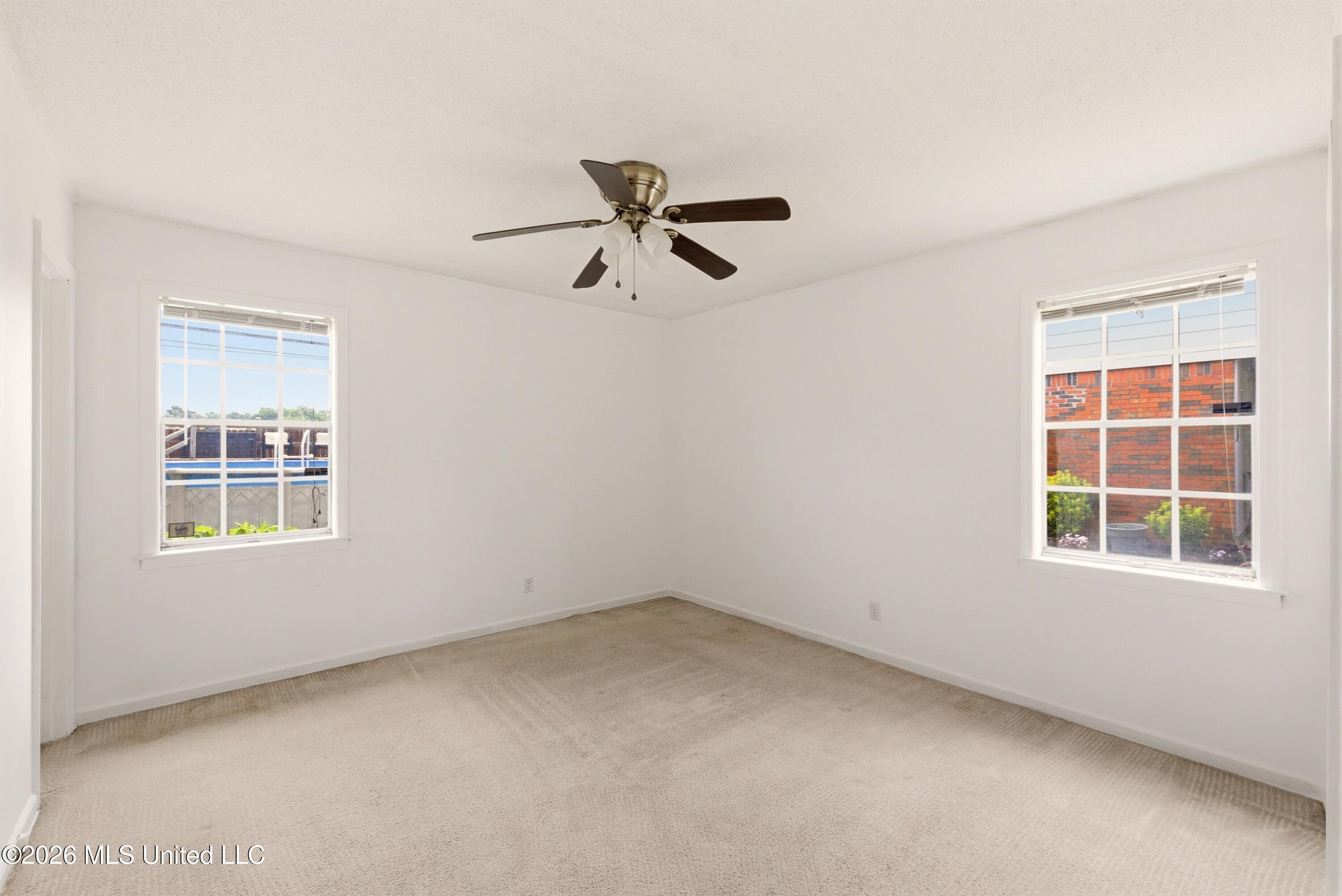 8874 Chesterfield Drive Property Photo 14