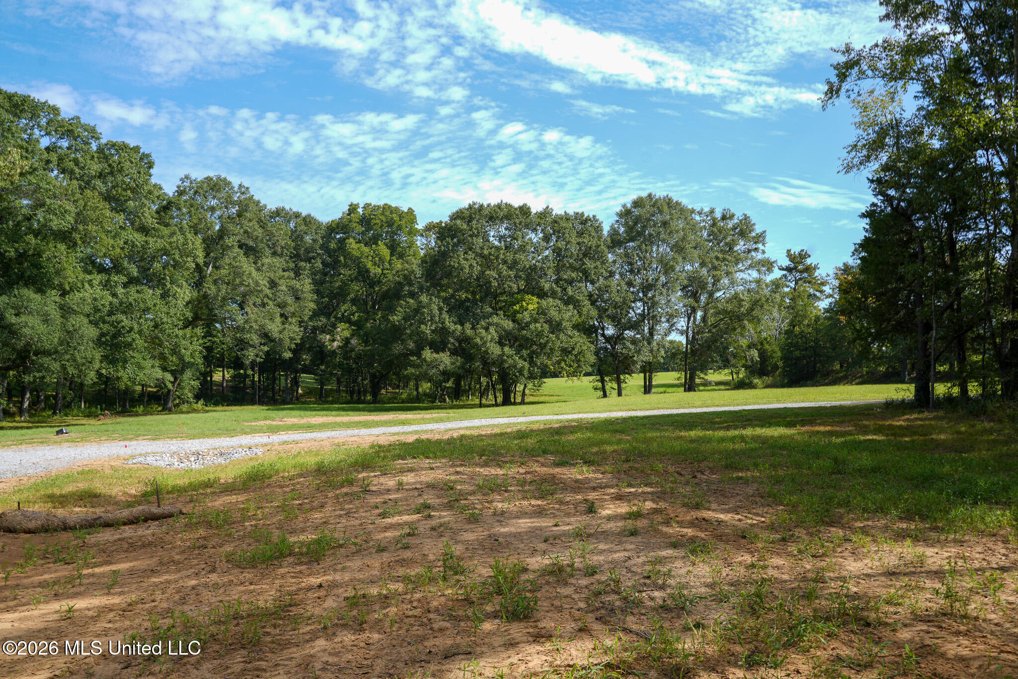 Fallen Oak Cove Property Photo 4