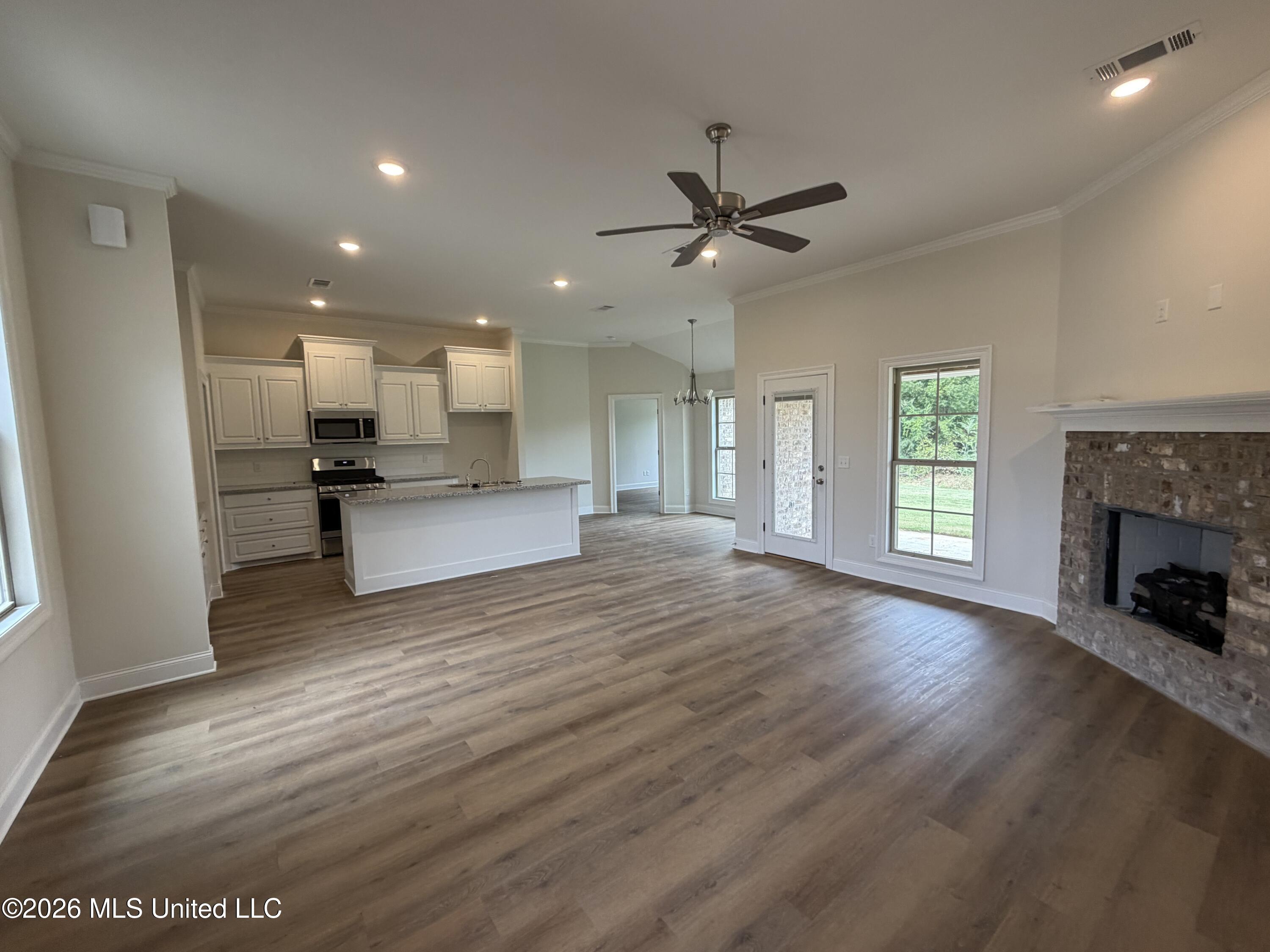 166 Madisonville Drive Property Photo 2
